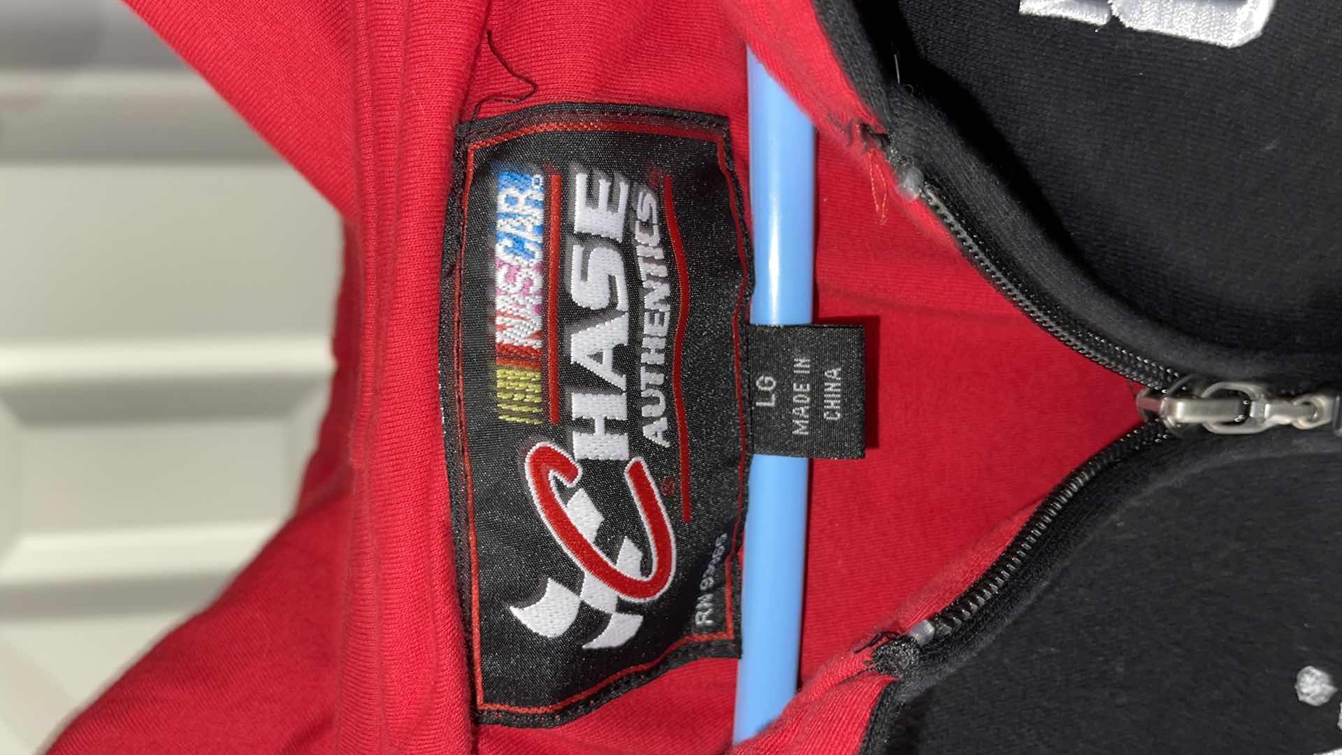 Photo 1 of CHASE AUTHENTIC'S DUPONT SWEATSHIRT W HOODIE SIZE LARGE 