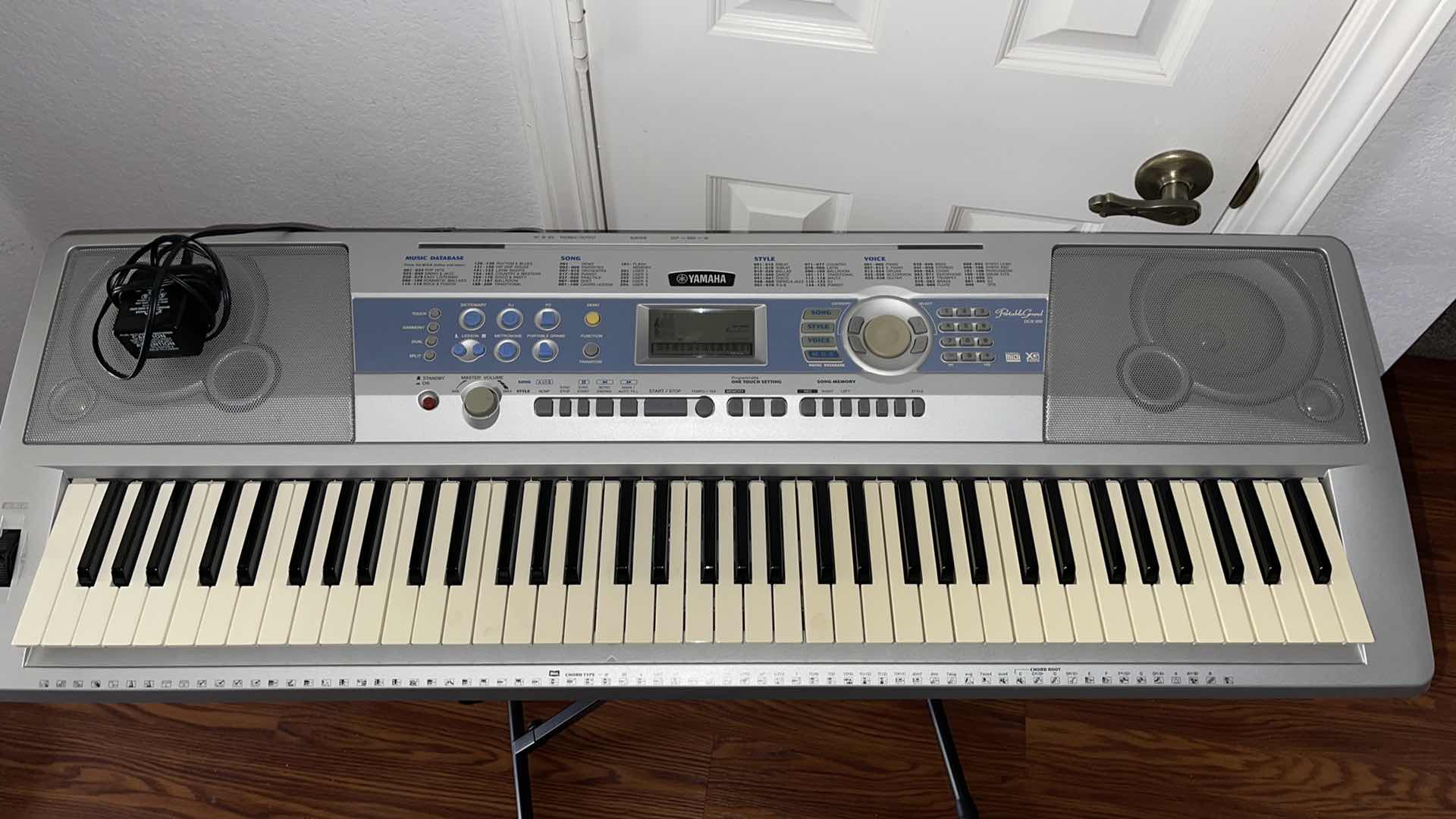 Photo 1 of YAMAHANA PORTABLE GRAND PIANO W STAND MODEL DGX-200