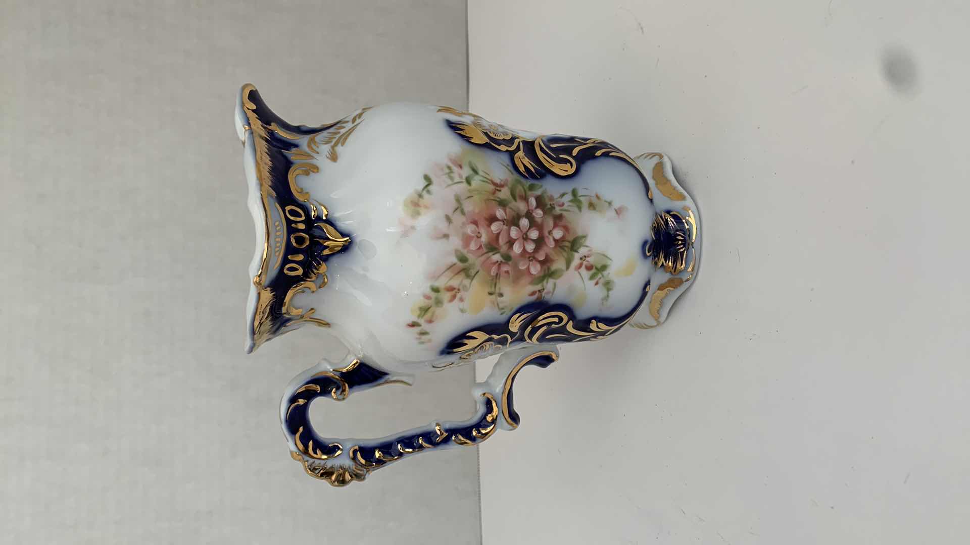 Photo 1 of LIMOGES CHINA VASE 5” X 5” H 7”