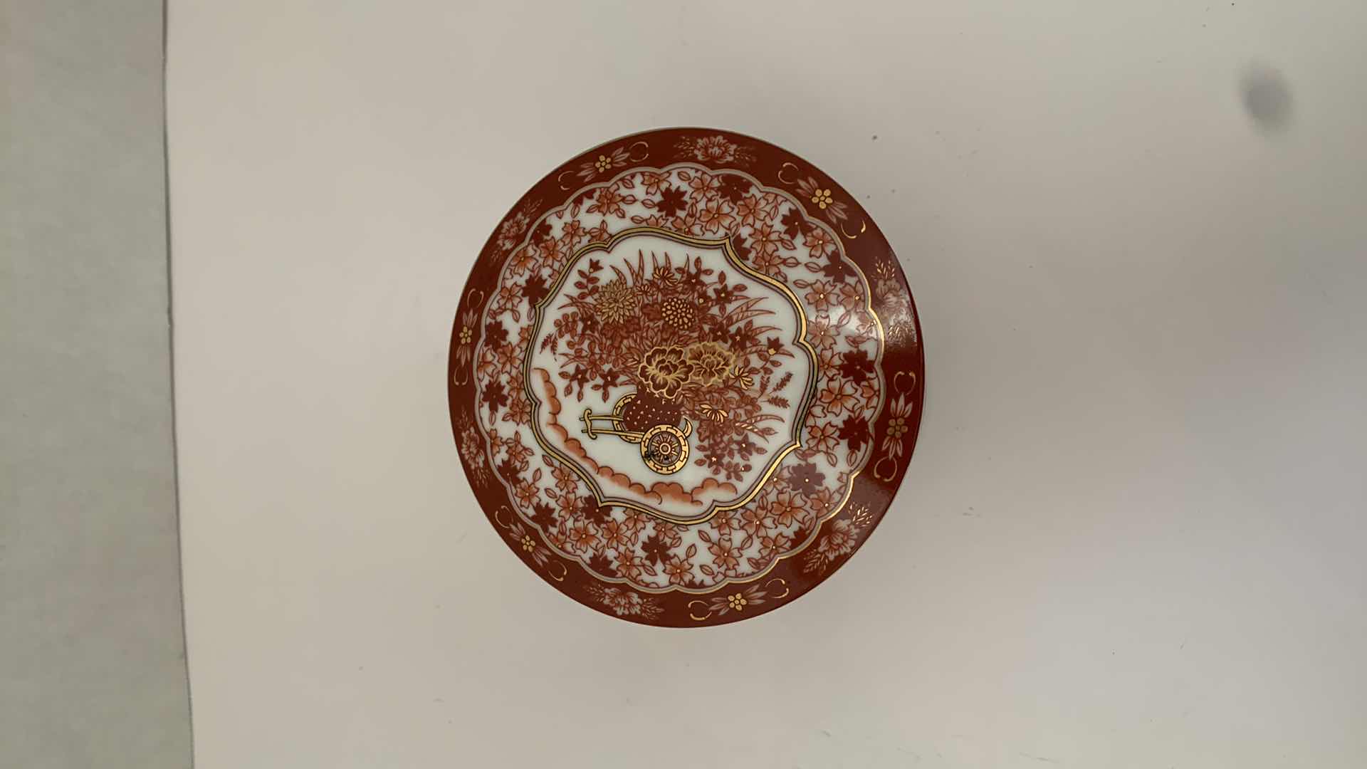 Photo 1 of RARE VINTAGE 3 TIERED ORIENTAL DISH RETAIL 5” X 5” H 4.5”