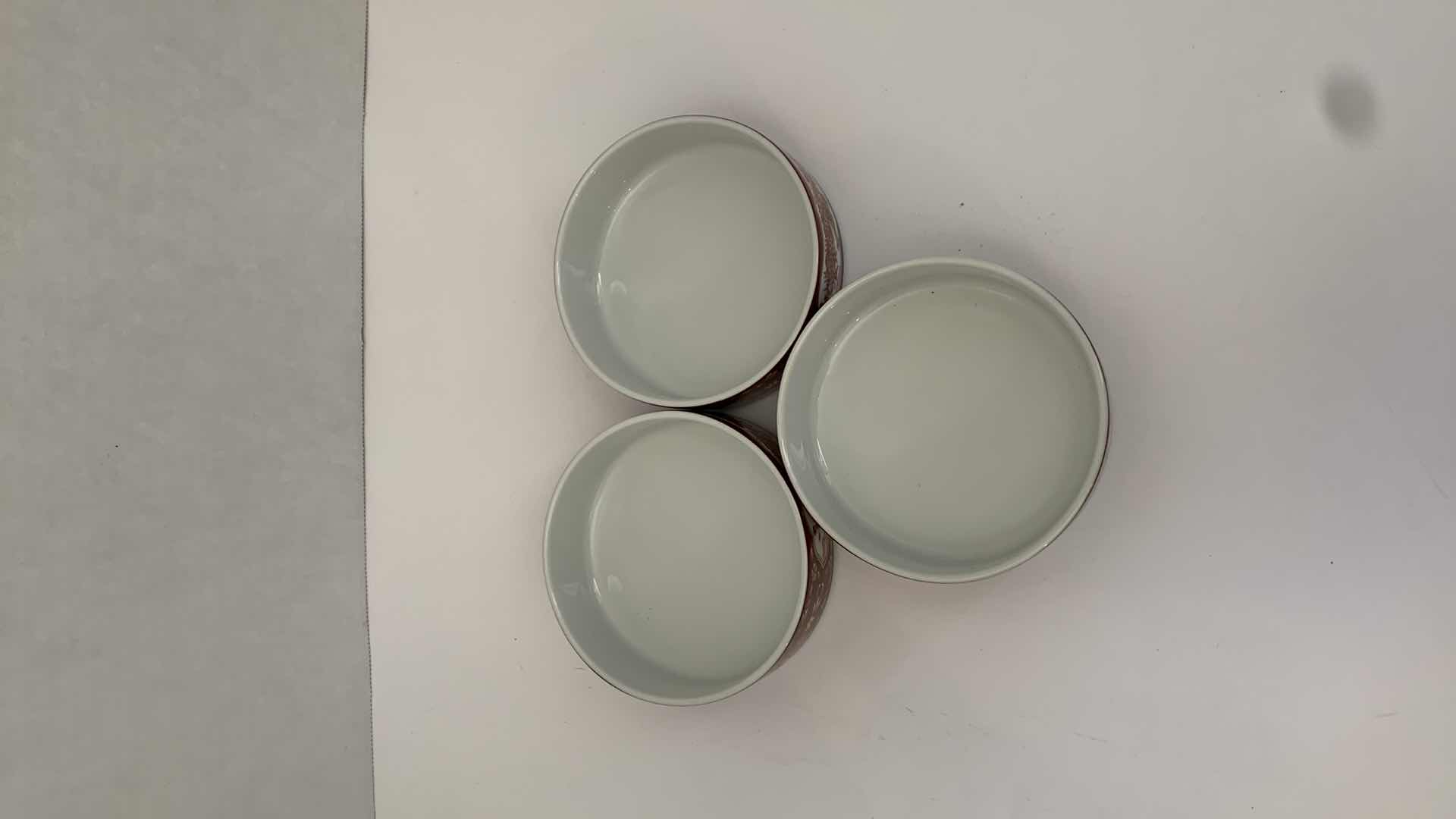 Photo 1 of RARE VINTAGE 3 TIERED ORIENTAL DISH RETAIL 5” X 5” H 4.5”