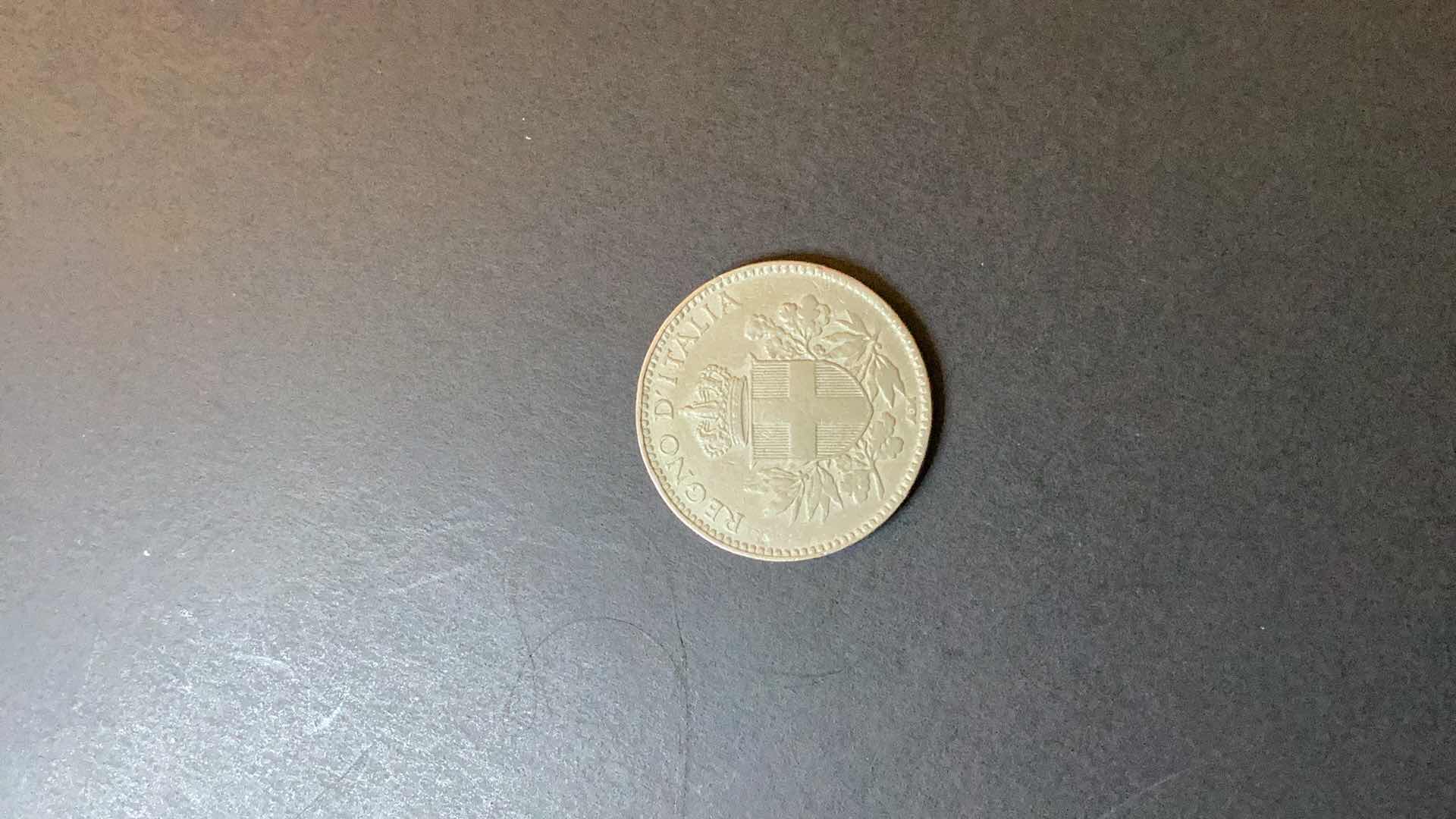 Photo 1 of ITALY 1918 20 CENTESIMI