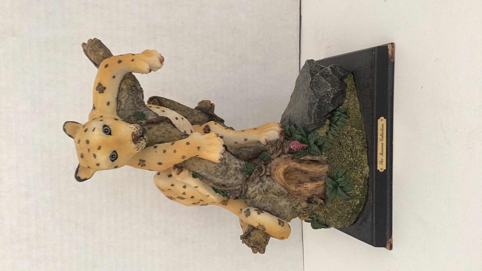 Photo 1 of “JAGUAR” THE MESSINA COLLECTION STATUE 11” TALL