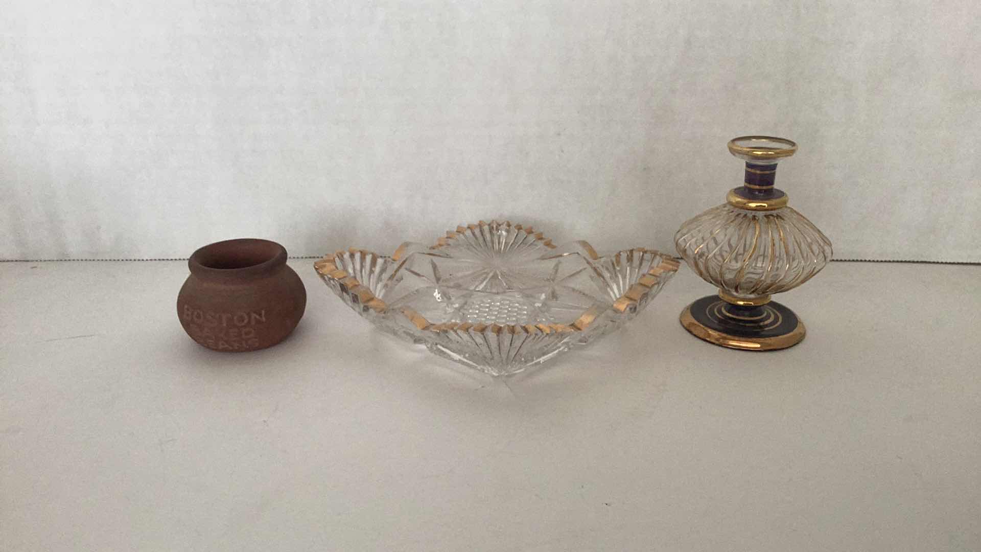 Photo 1 of HOME DECOR ASSORTMENT 5 PIECES (SMALL BAKED BEANS POT H2”