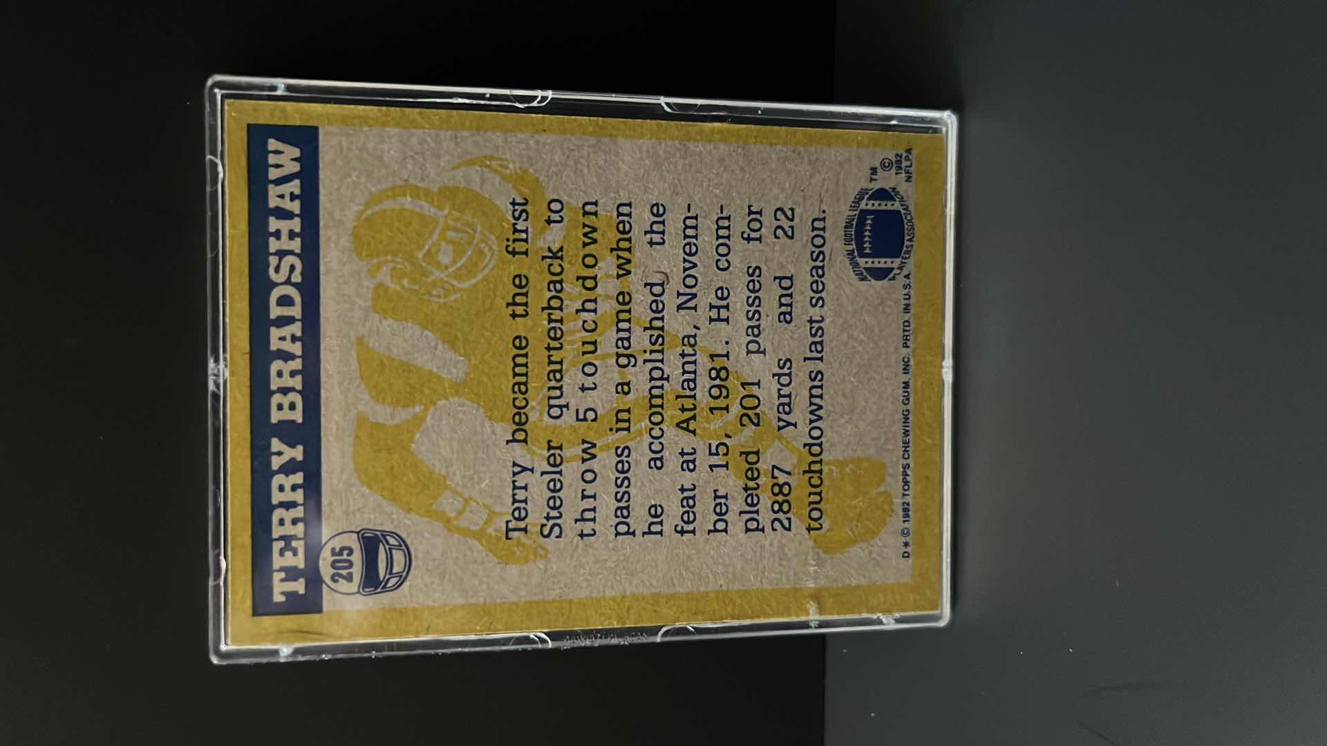 Photo 1 of 1982 TOPPS FOOTBALL CARD TERRY BRADSHAW #205