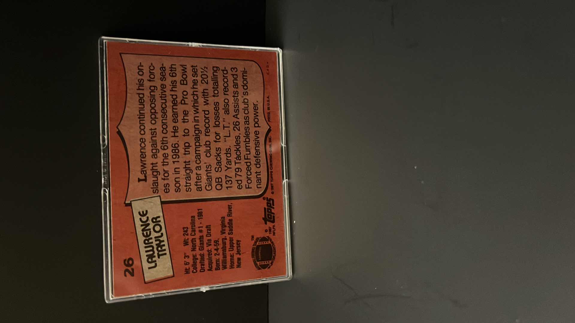 Photo 1 of 1987 TOPPS FOOTBALL CARD LAWRENCE TAYLOR GIANTS # 26
