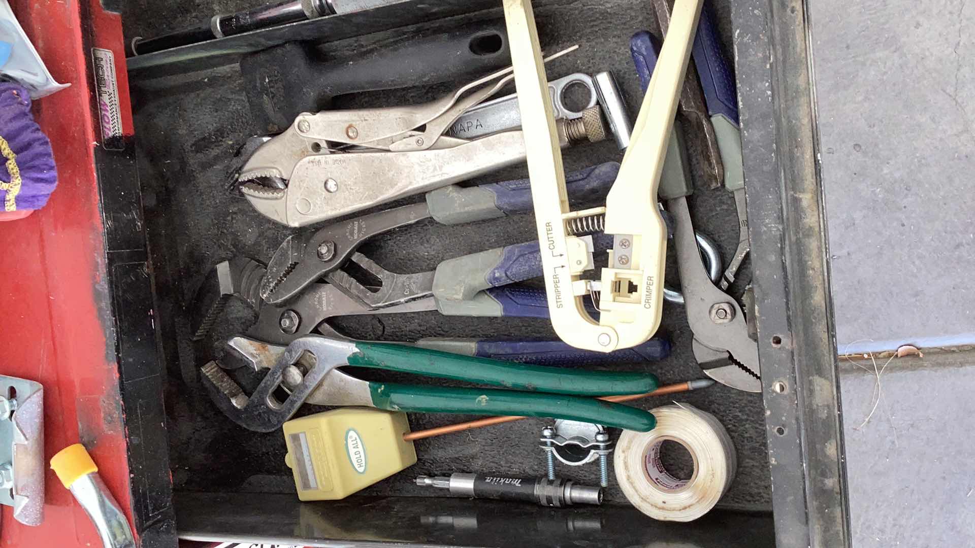 Photo 1 of CONTENTS OF DRAWER, MULTIPLE TOOLS