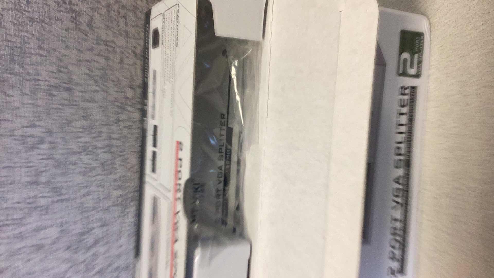 Photo 1 of THREE 2 PORT VGA SPLITTER