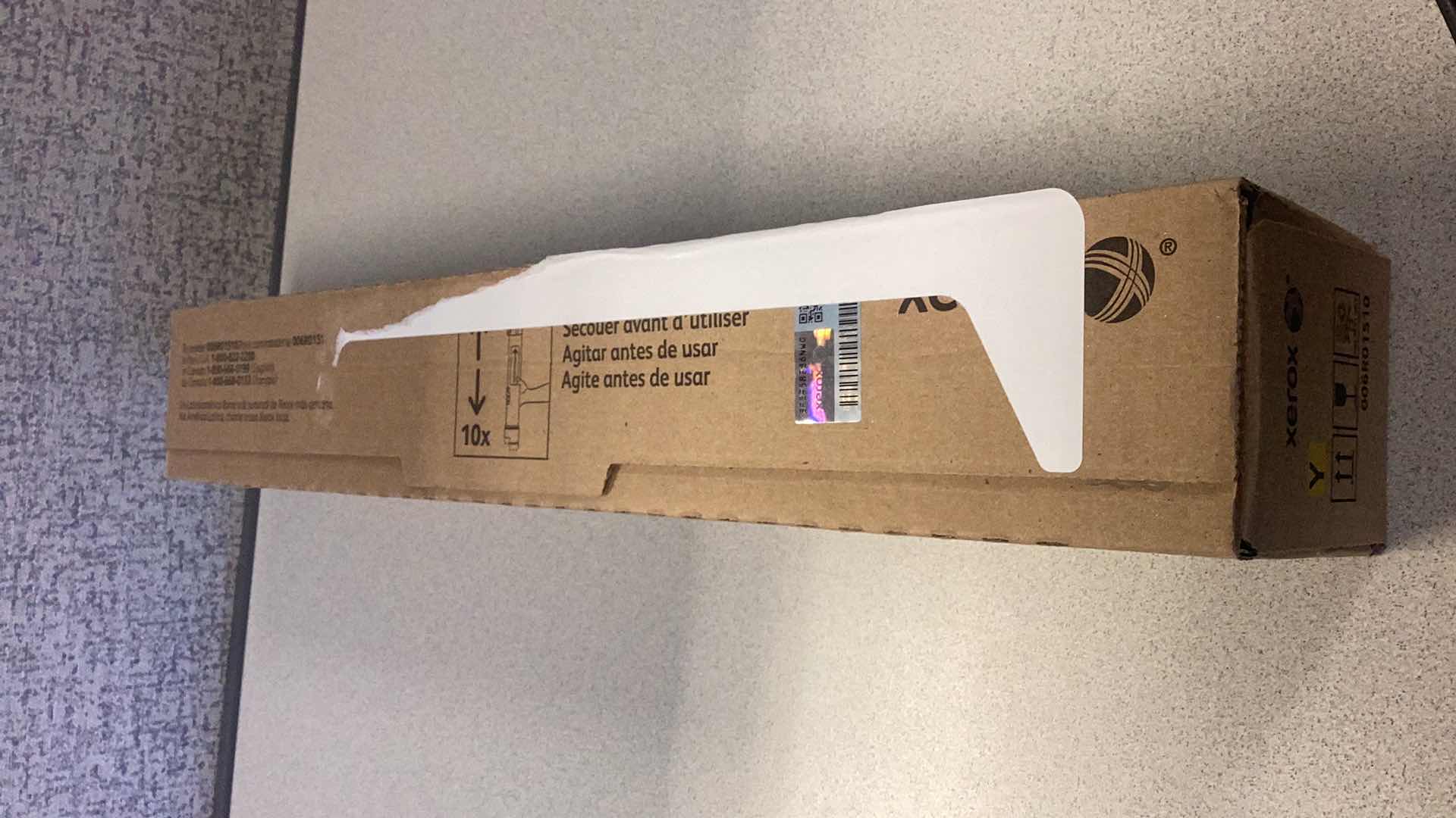 Photo 1 of XEROX WORKCENTRE TONER SEALED YELLOW