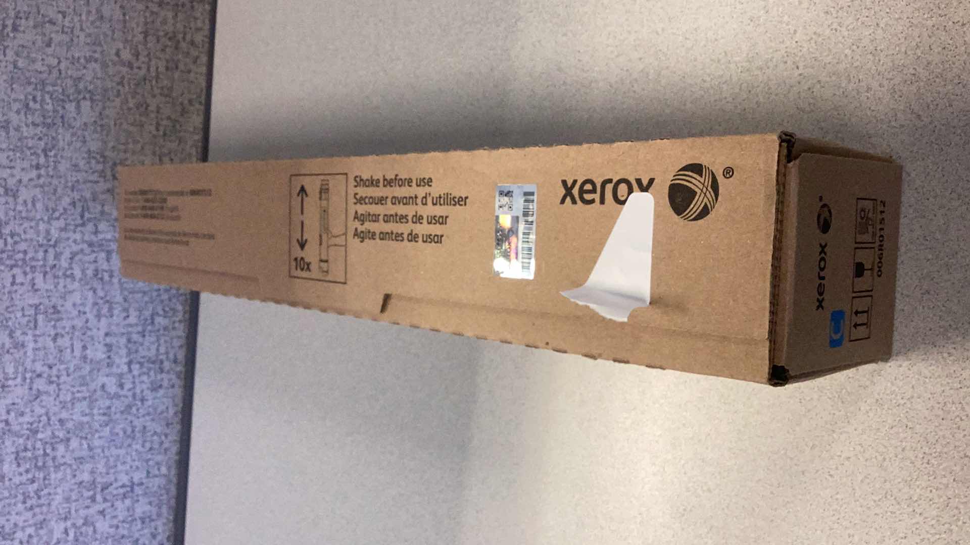 Photo 1 of XEROX WORKCENTRE TONER SEALED CYAN