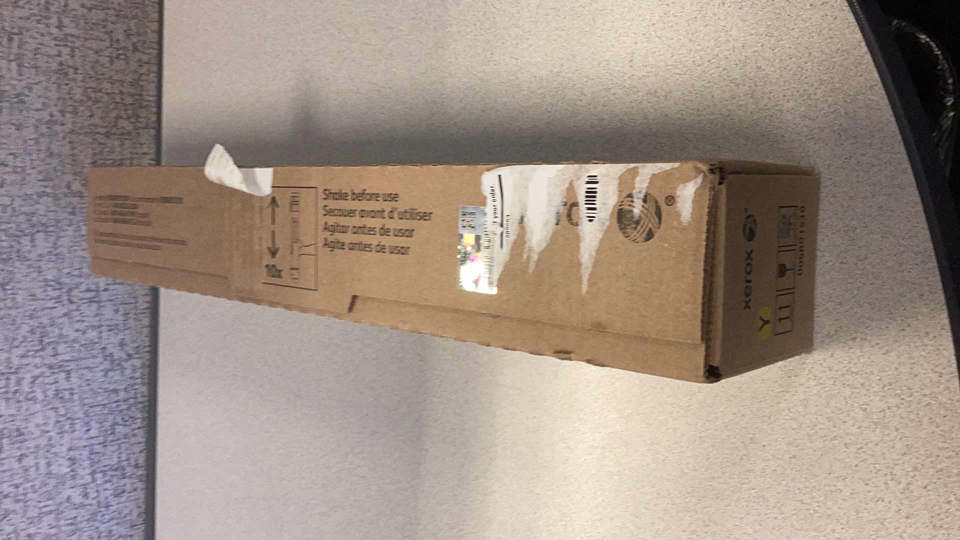 Photo 1 of XEROX WORKCENTRE TONER SEALED YELLOW