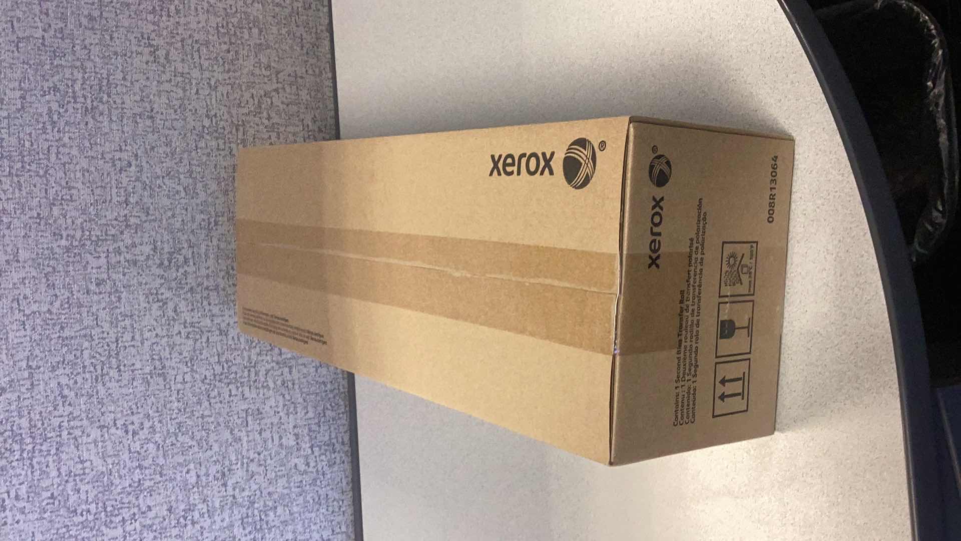 Photo 1 of EROX WORKCENTRE SECOND BIAS TRANSFER ROLL SEALED