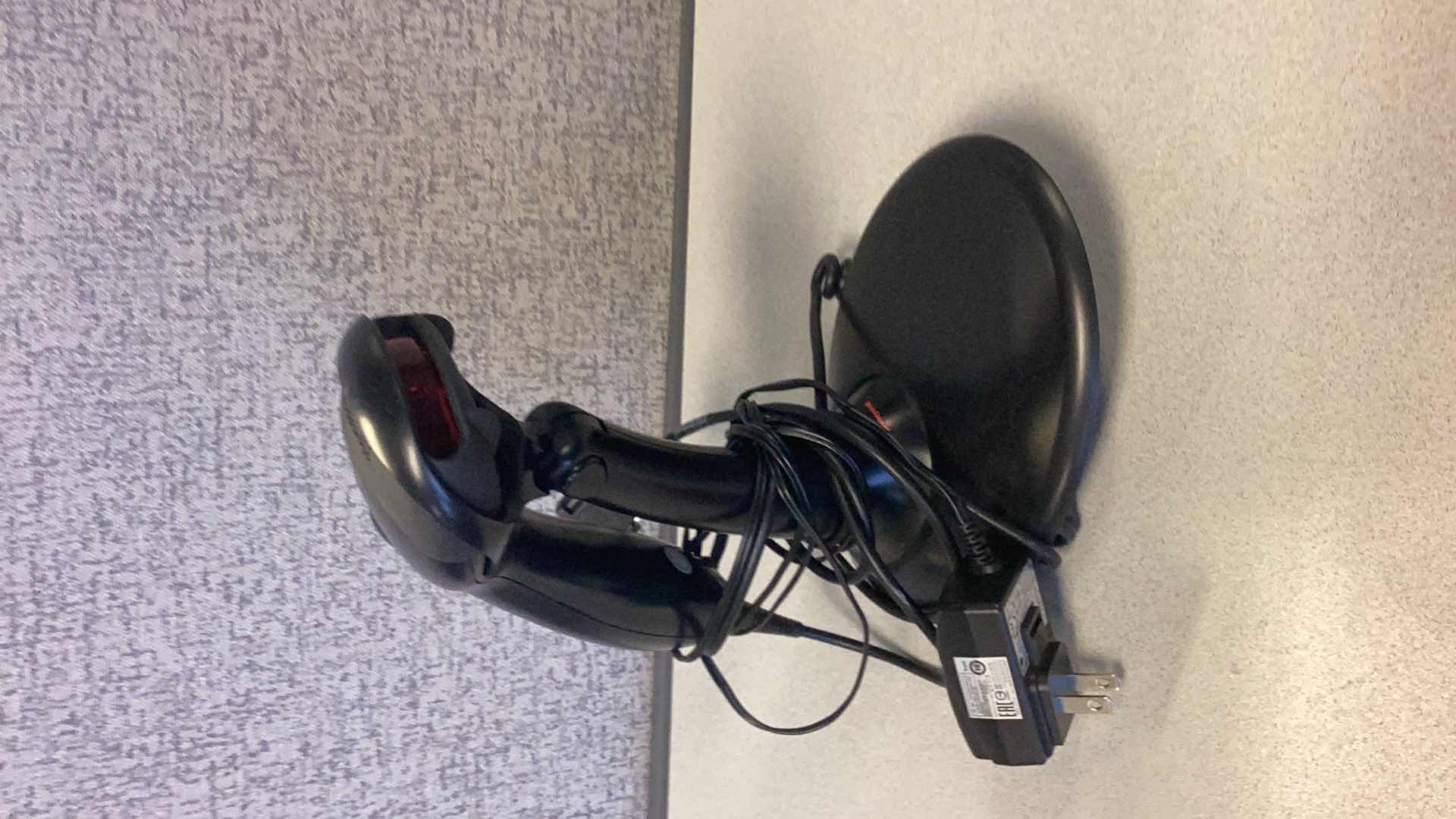 Photo 1 of HONEYWELL READER