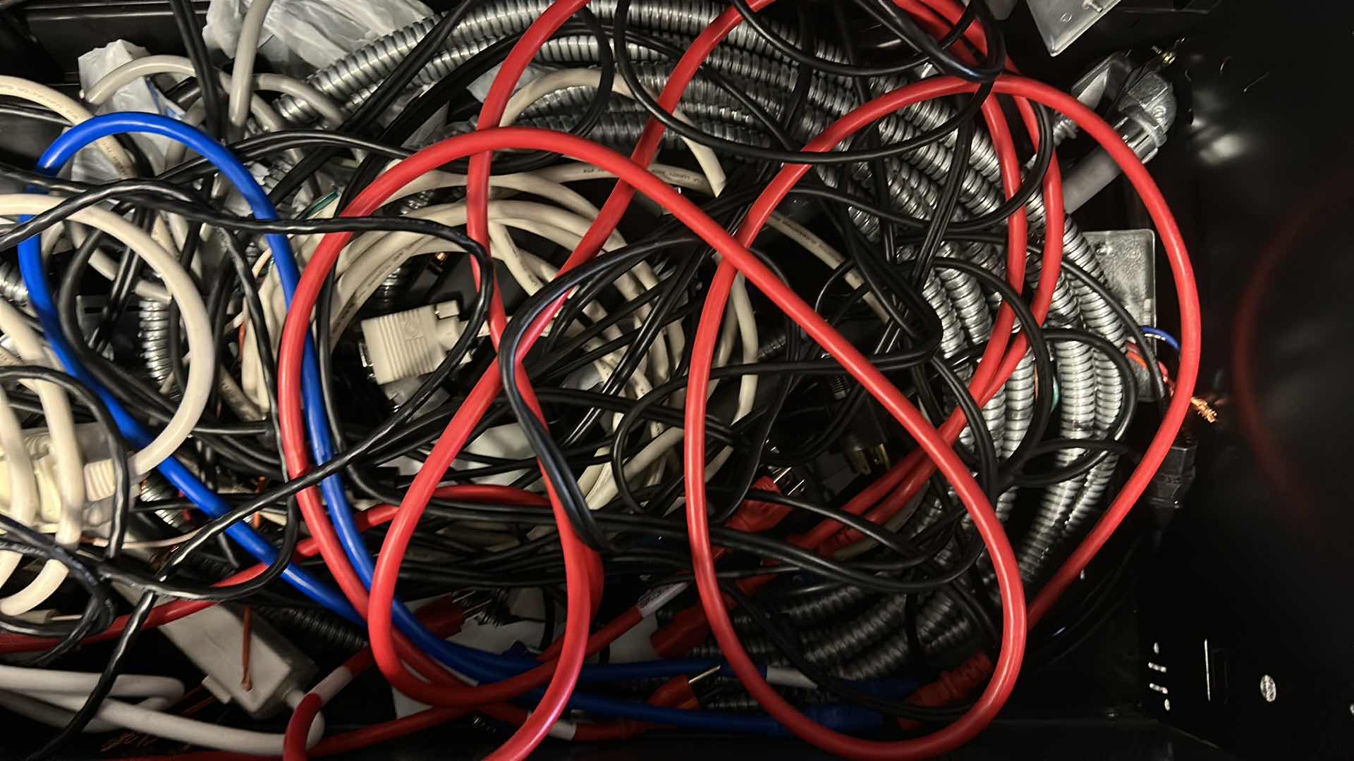 Photo 1 of CONTENTS OF CABINET DRAWER