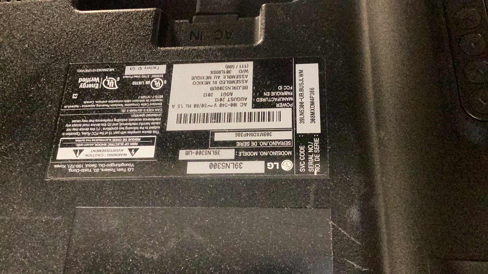 Photo 1 of LG 39” TELEVISION MODEL 39LN5300