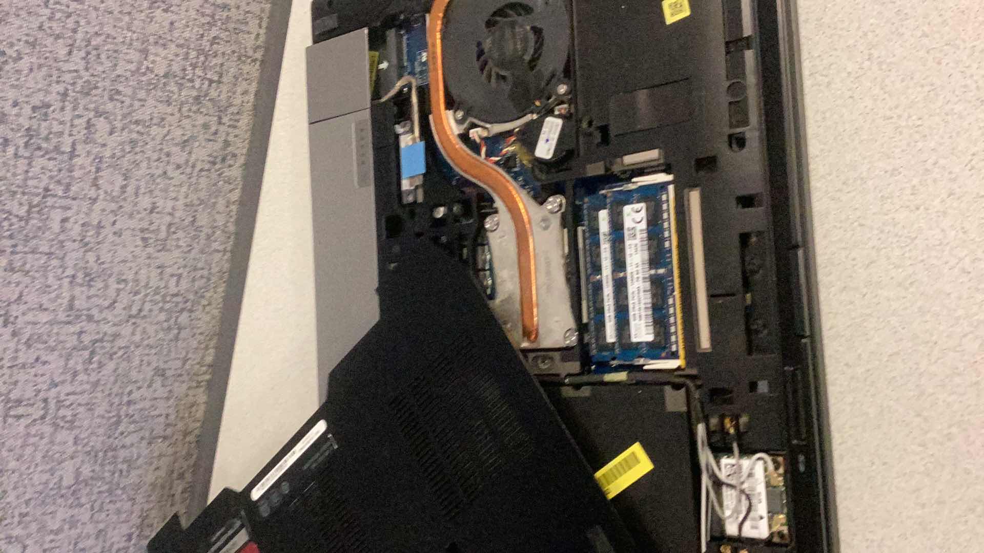 View 4 of DELL LATITUDE E6410 I5 MISSING HARD DRIVE, CADDY AND BOTTOM SCREWS
