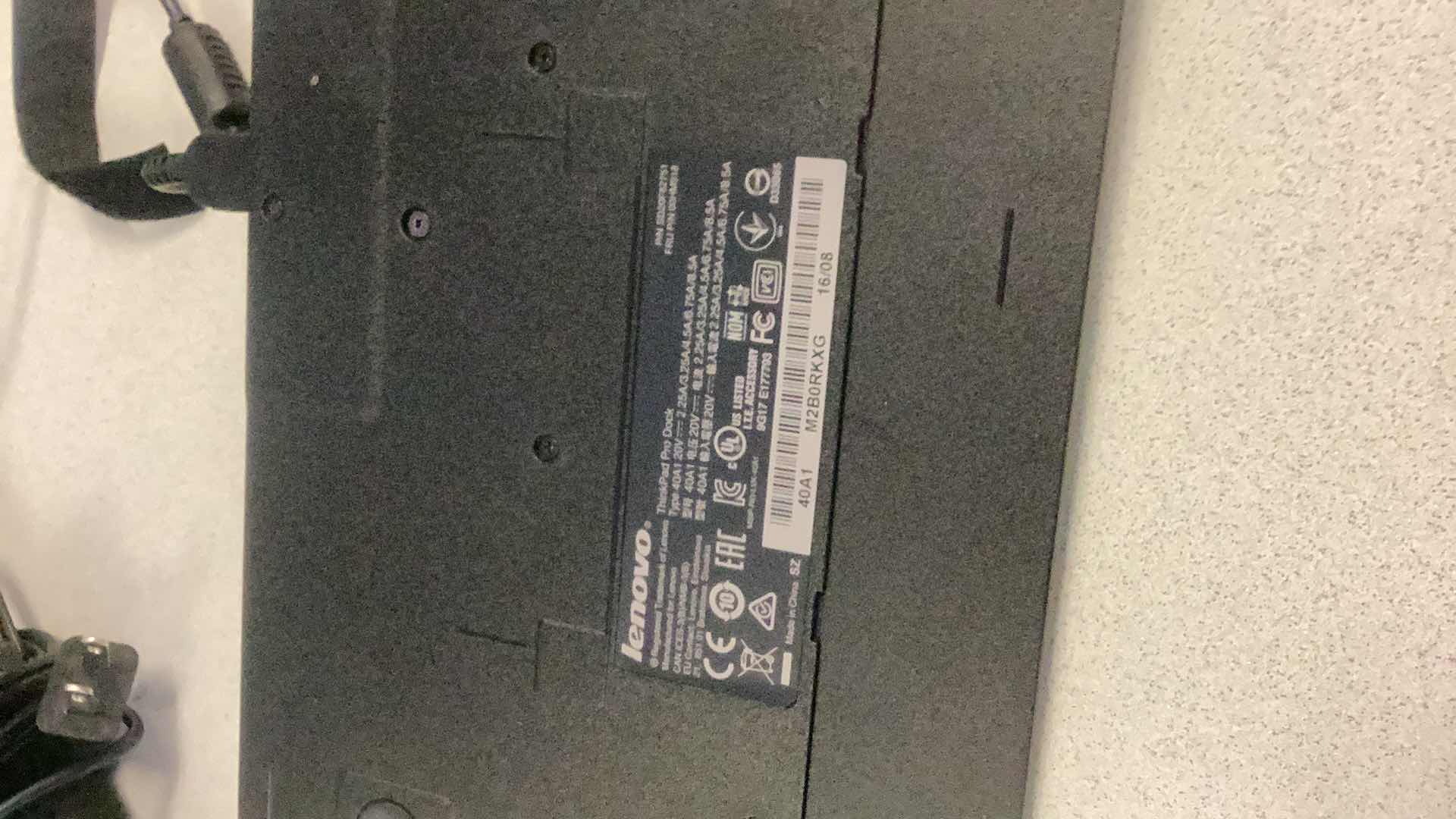 Photo 1 of LENOVO THINKPAD PRO DOCKING STATION