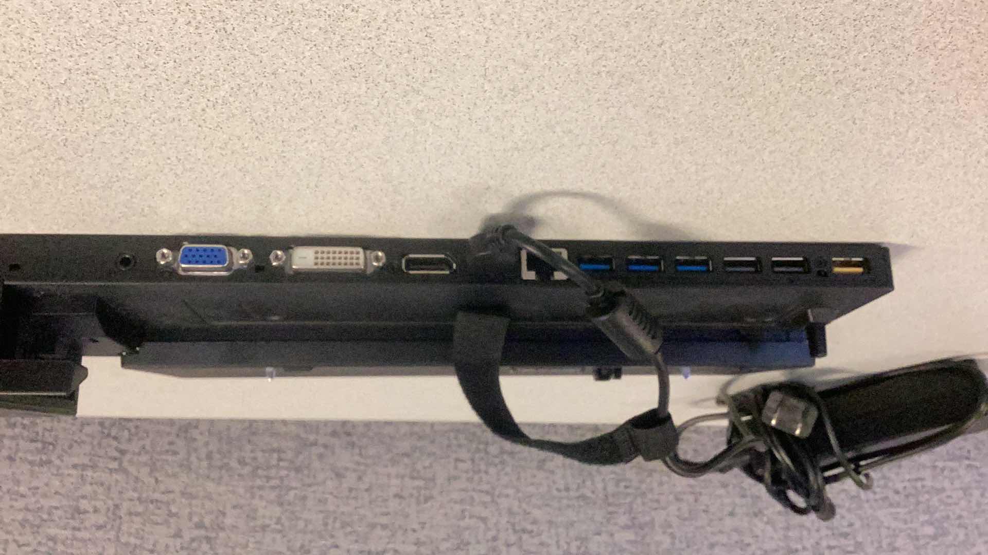 Photo 1 of LENOVO THINKPAD PRO DOCKING STATION