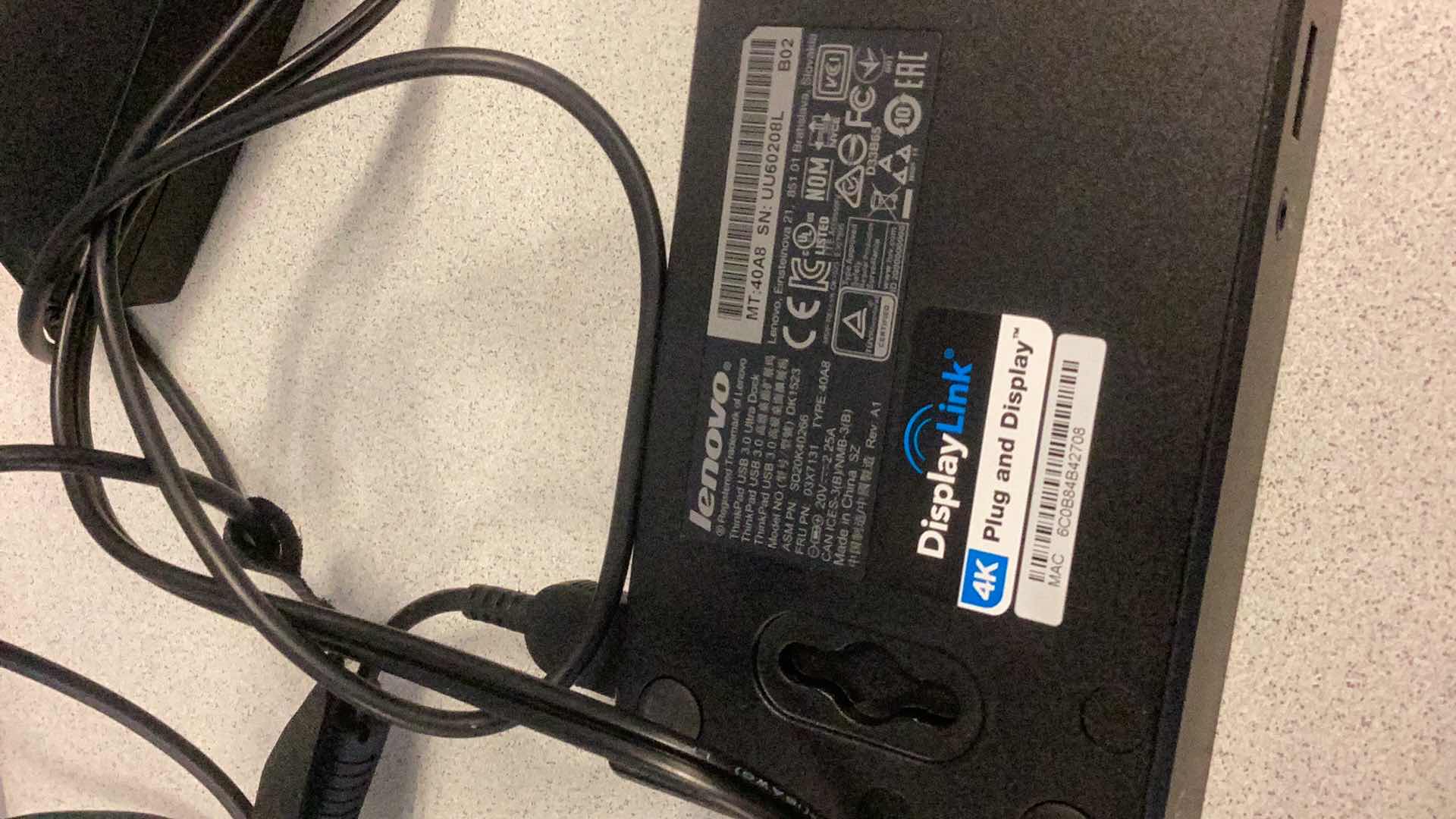 Photo 1 of LENOVO THINKPAD USB 3.0 ULTRADOCK DISPLAY LINK 4K PLUG AND DISPLAY