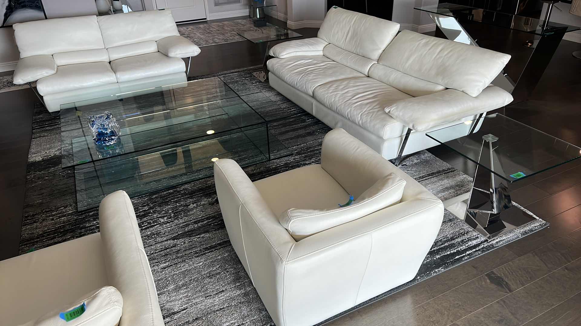 Photo 1 of BLACK & GREY AREA RUG 13’ x 9’.5” (AREA RUG UNDER FURNISHINGS)