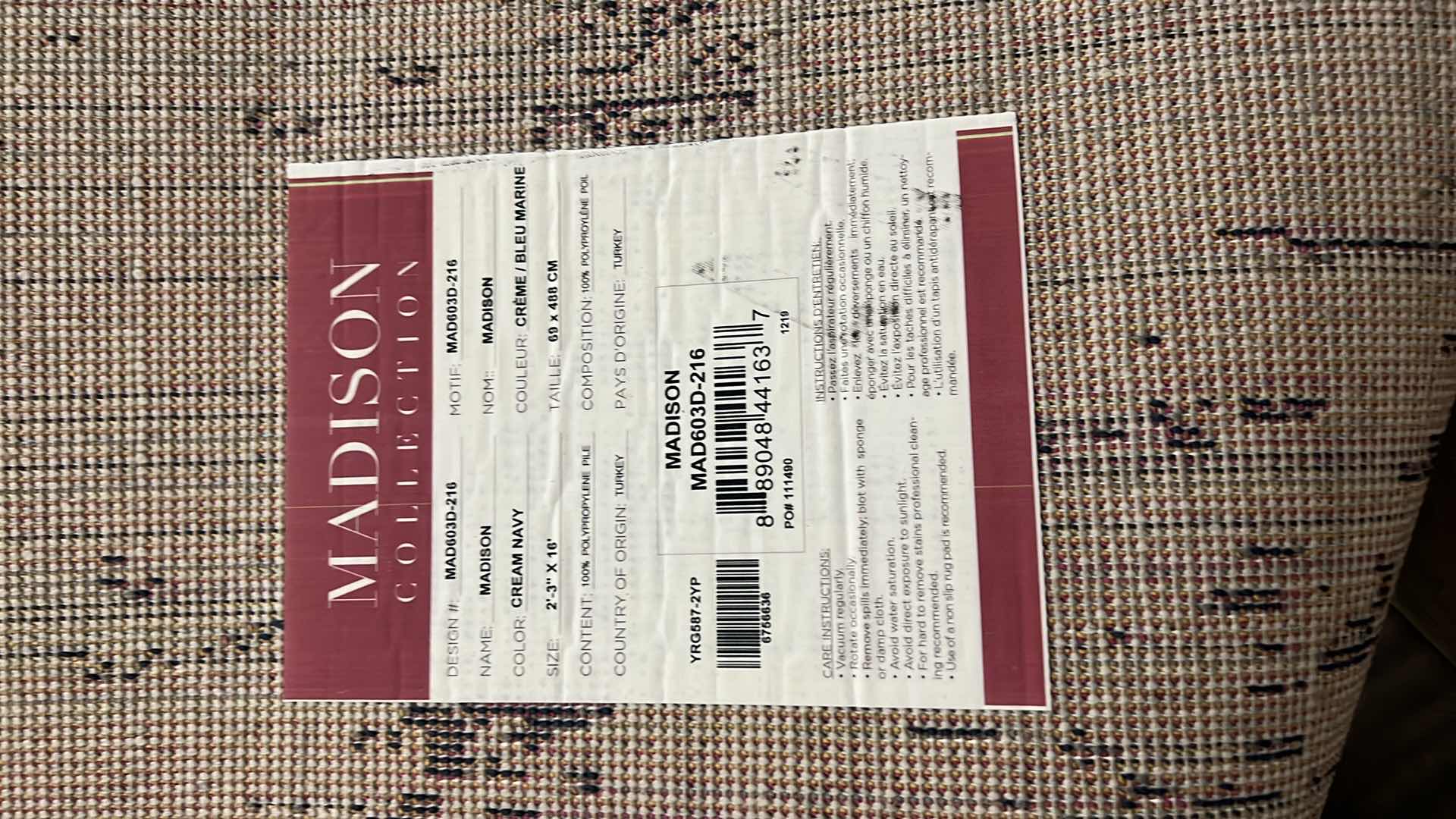 Photo 1 of CREAM W NAVY RUG RUNNER 2’.3” x16’