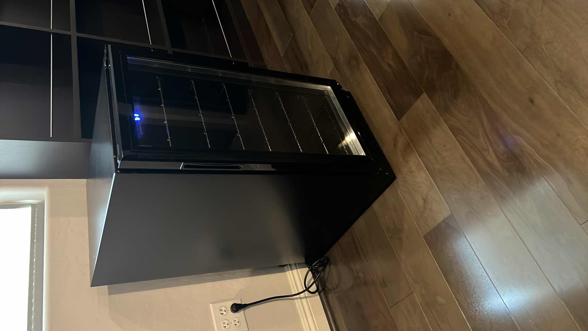 Photo 3 of EDGESTAR BLACK WINE REFRIGERATOR