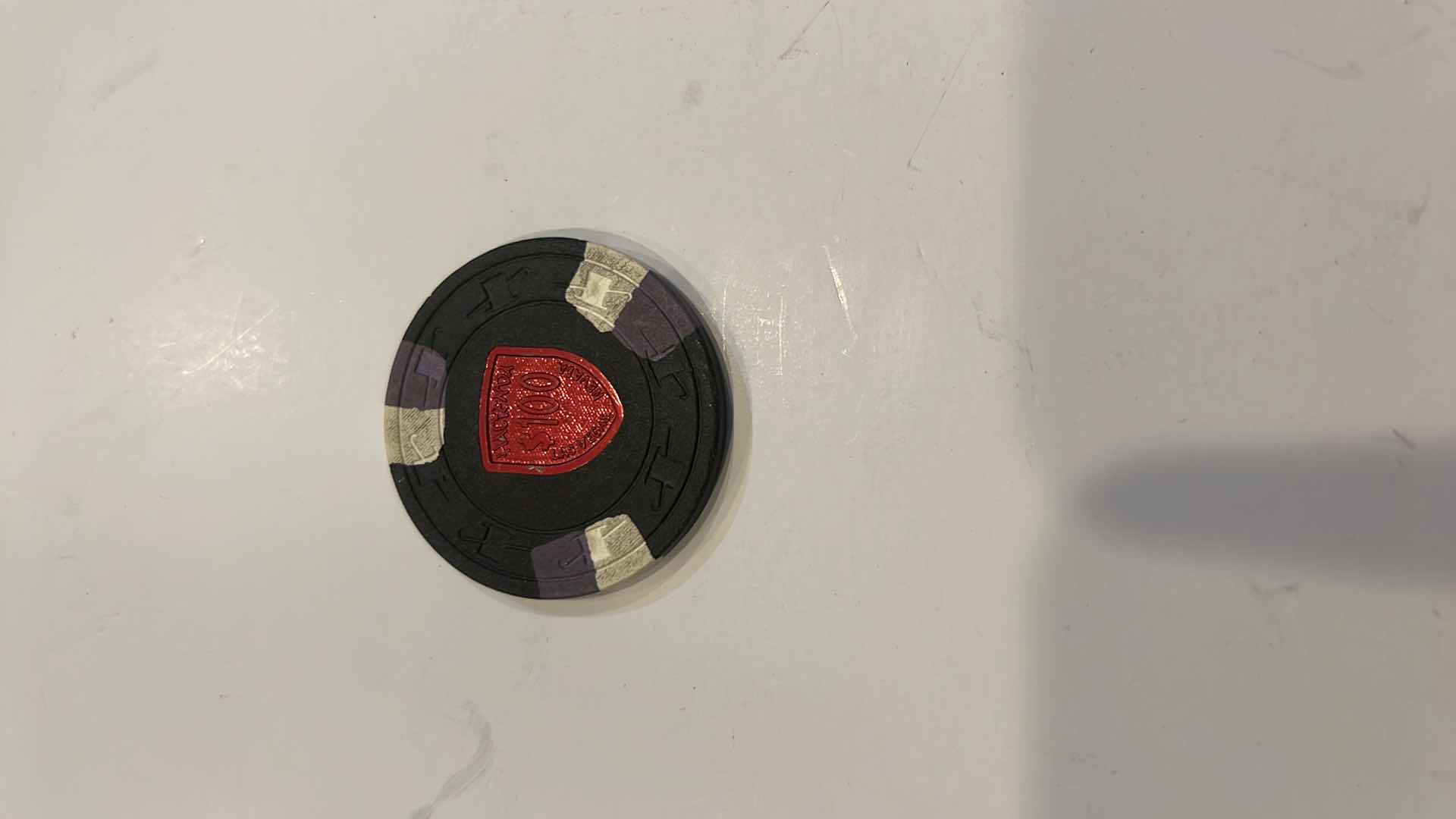 Photo 1 of RARE 1974 HACIENDA $100 CASINO CHIP