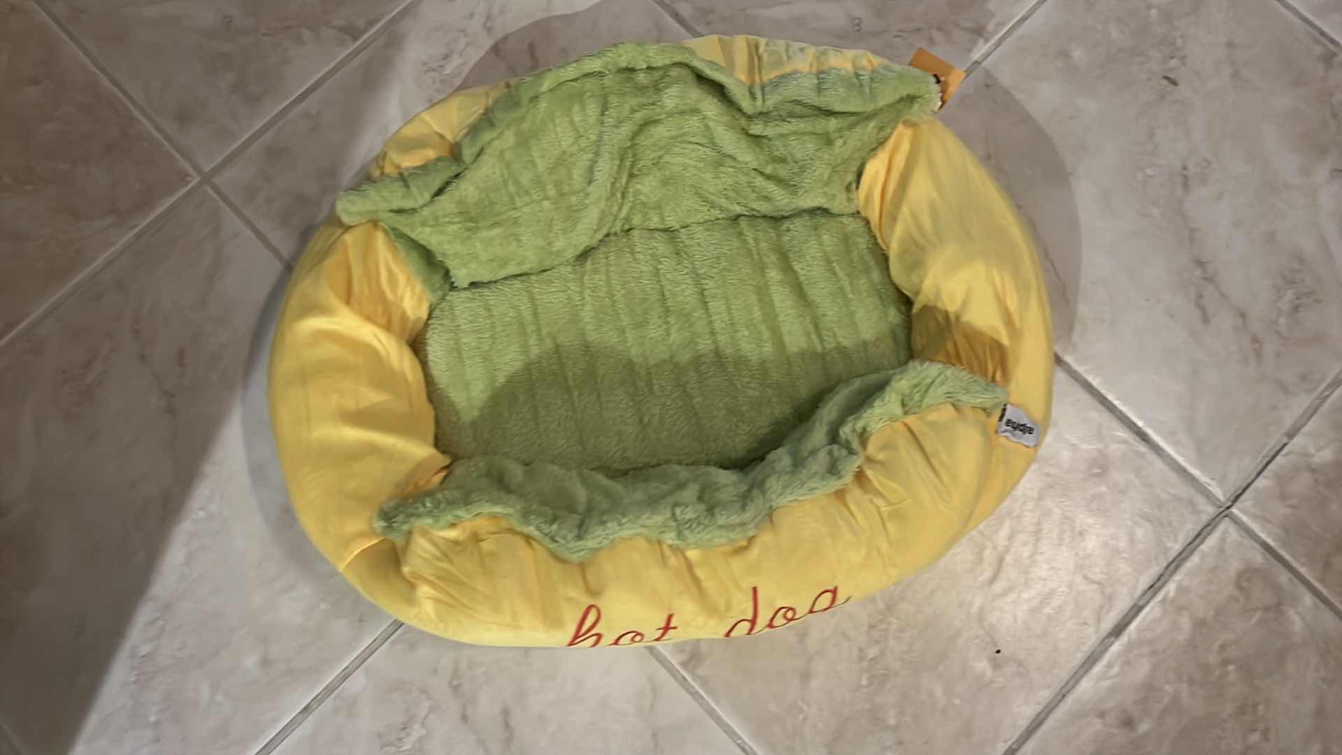 Photo 1 of NEW IN BOX ALPHA PAW COZY CALMING SMALL DOG BED