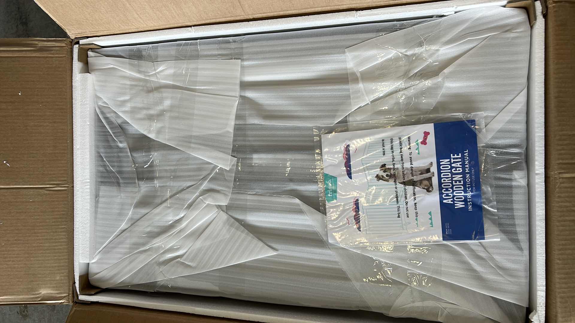 Photo 1 of NIB 4 PANEL WOOD COLOR MAHOGANY PET GATE