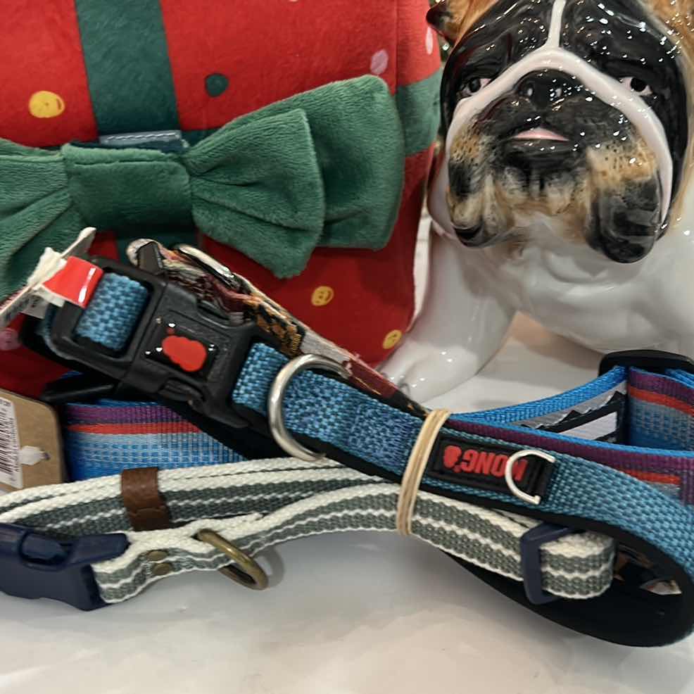 Photo 1 of 4 NEW DOG COLLARS SIZE MED