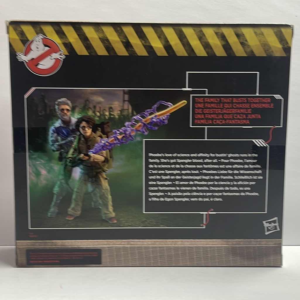 Photo 1 of NIB GHOSTBUSTERS PLASMA SERIES THE FAMILY THAT BUSTS TOGETHER - RETAIL PRICE $74.99