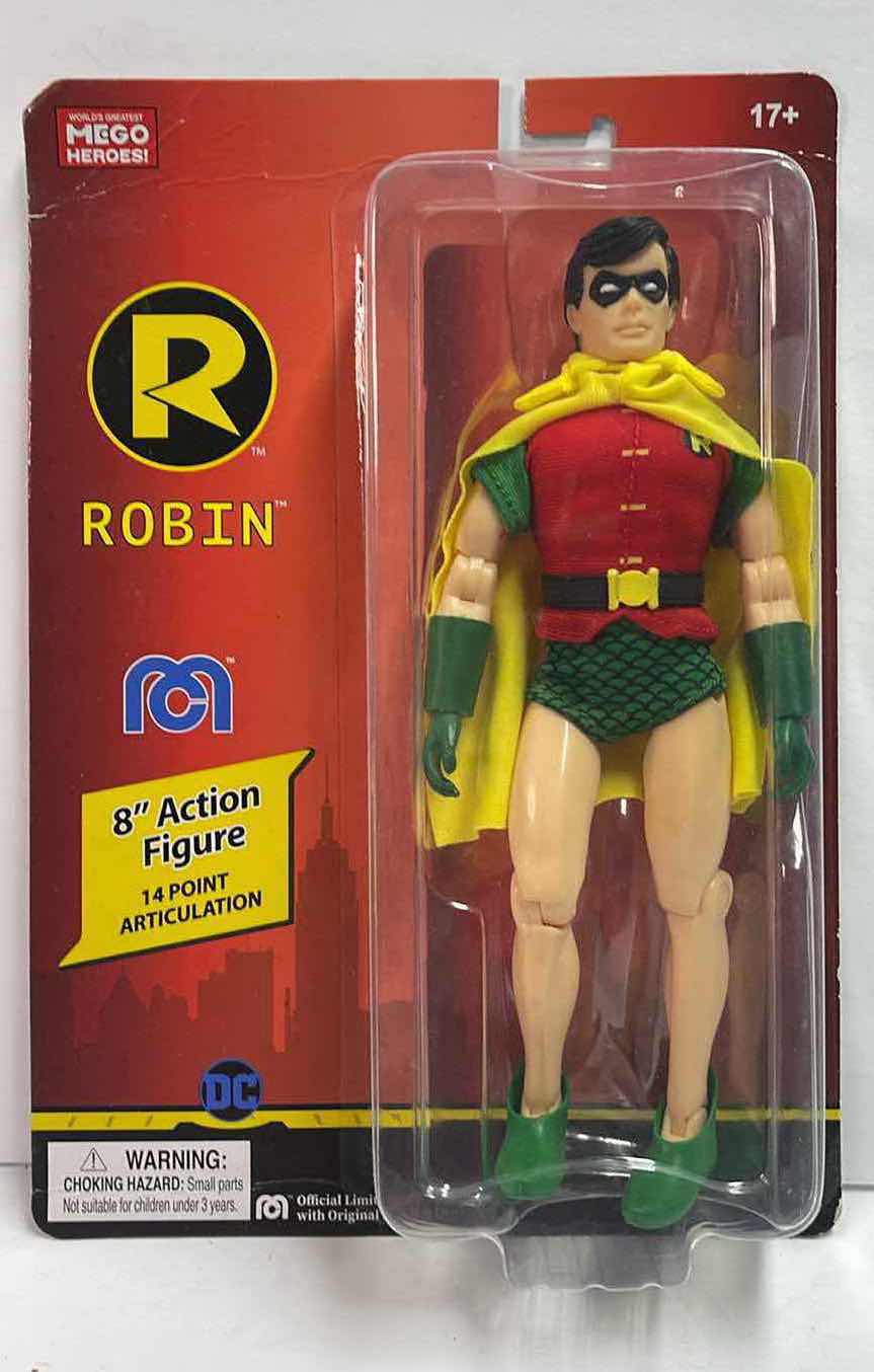 Photo 1 of NIB DC COMICS ROBIN 8" MEGO ACTION FIGURE MULTICOLOR - RETAIL PRICE $ 23.99