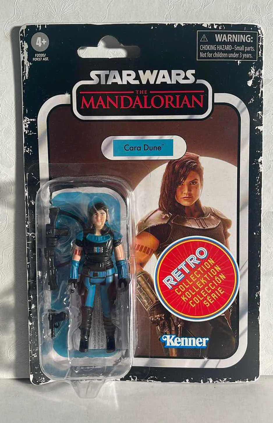 Photo 1 of NIB STAR WARS THE RETRO COLLECTION “CARA DUME”ACTION FIGURE – RETAIL PRICE $16.99