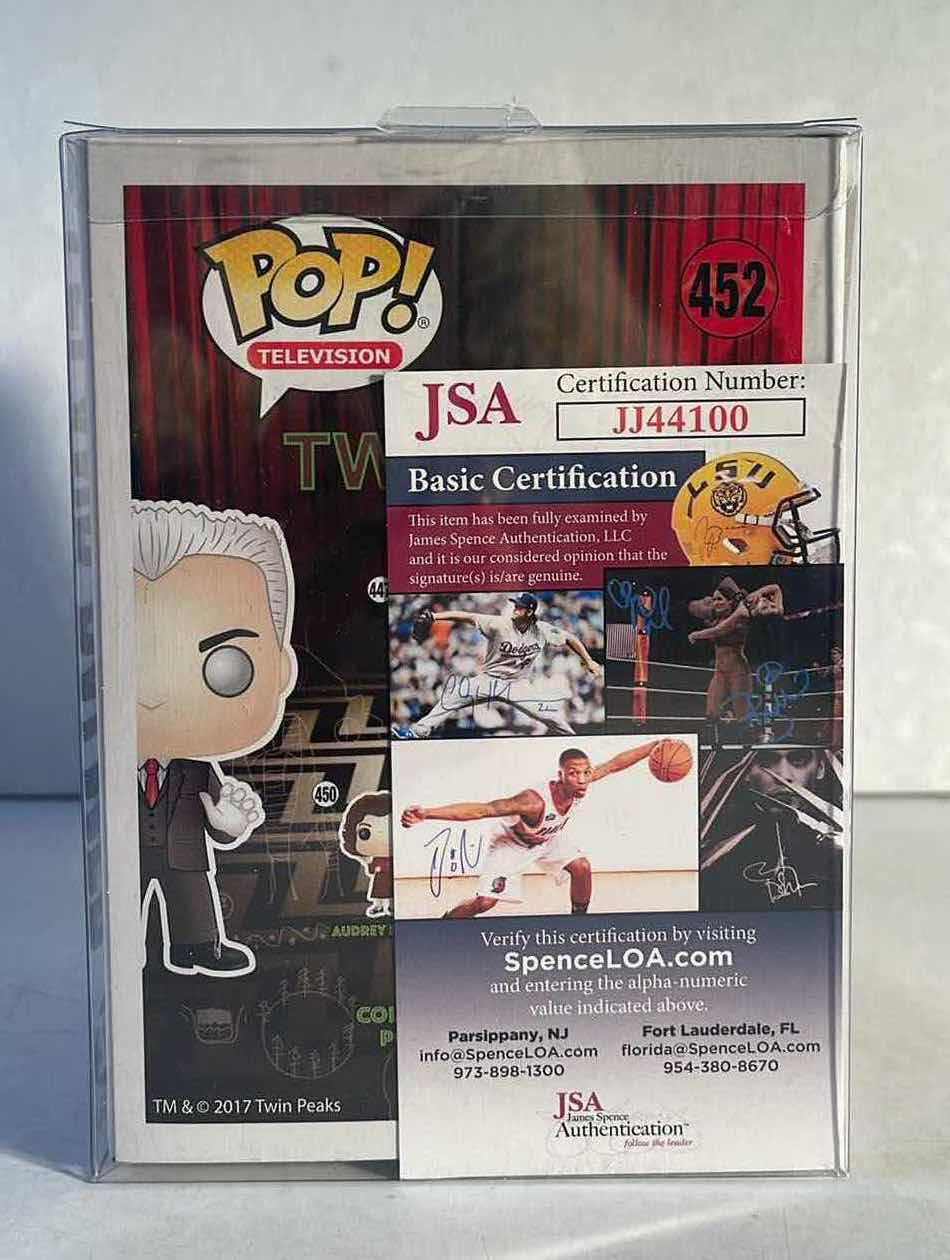 Photo 1 of NIB SIGNED FUNKO POP w/ COA TELEVISION SERIES TWIN PEAKS  “LELAND PALMER” - RETAIL PRICE $125.09