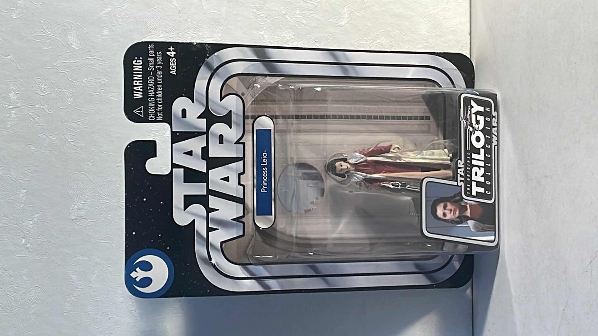 Photo 1 of NIB STAR WARS “PRINCESS LEIA” ORIGINAL TRILOGY COLLECTION ACTION FIGURE- RETAIL PRICE $17.00