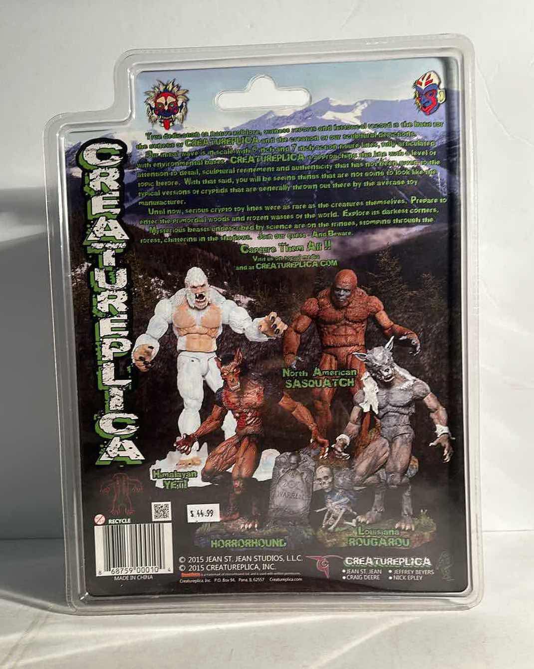 Photo 1 of CREATUREPLICA “NORTH AMERICAN SASQUATCH 8”  COLLECTORS 2015 ACTION FIGURE- RETAIL PRICE $45