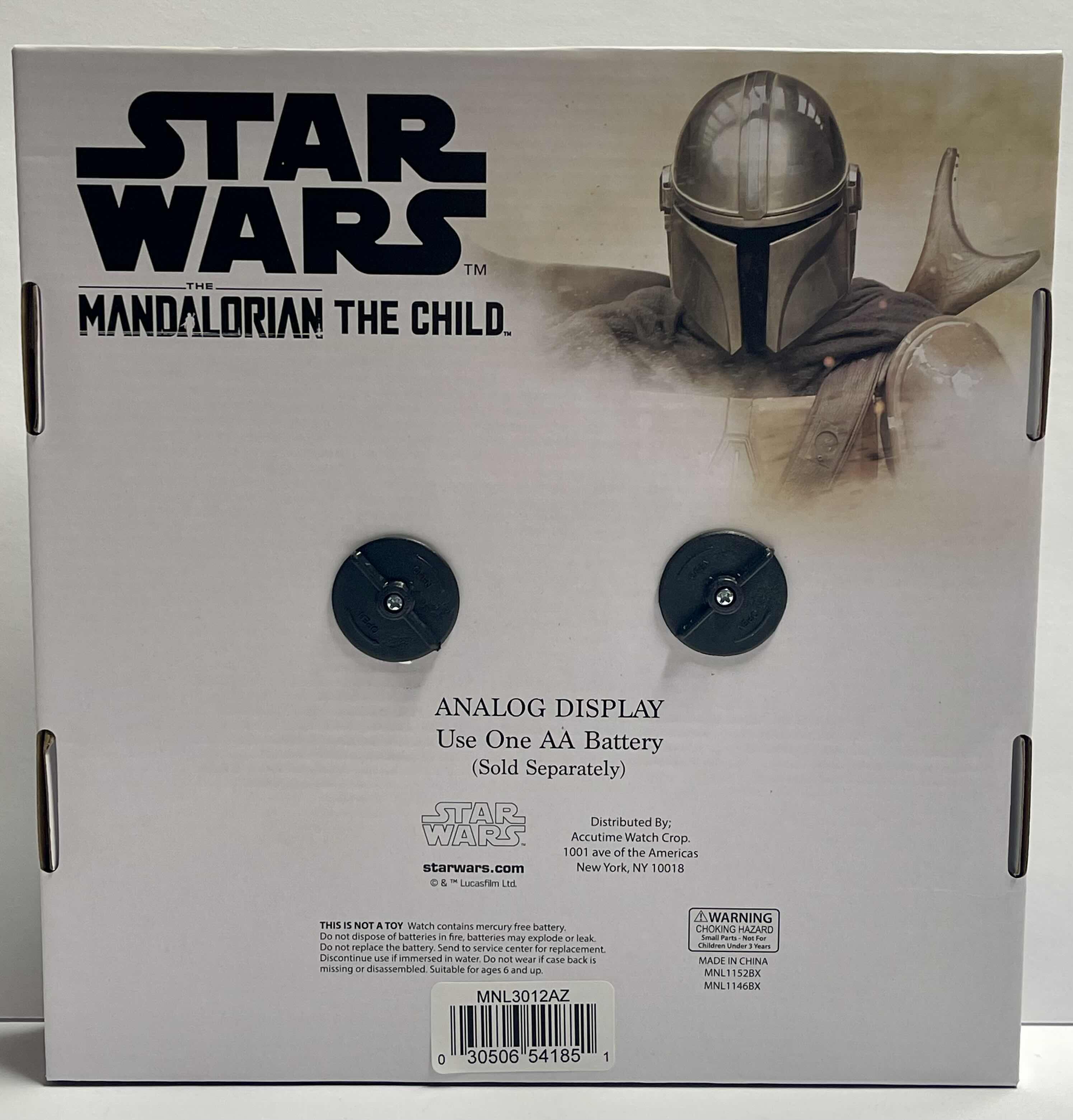 Photo 1 of NIB STAR WARS RETRO BABY YODA THE MANDALORIAN “THE CHILD” WALL CLOCK - RETAIL PRICE $ 21.99