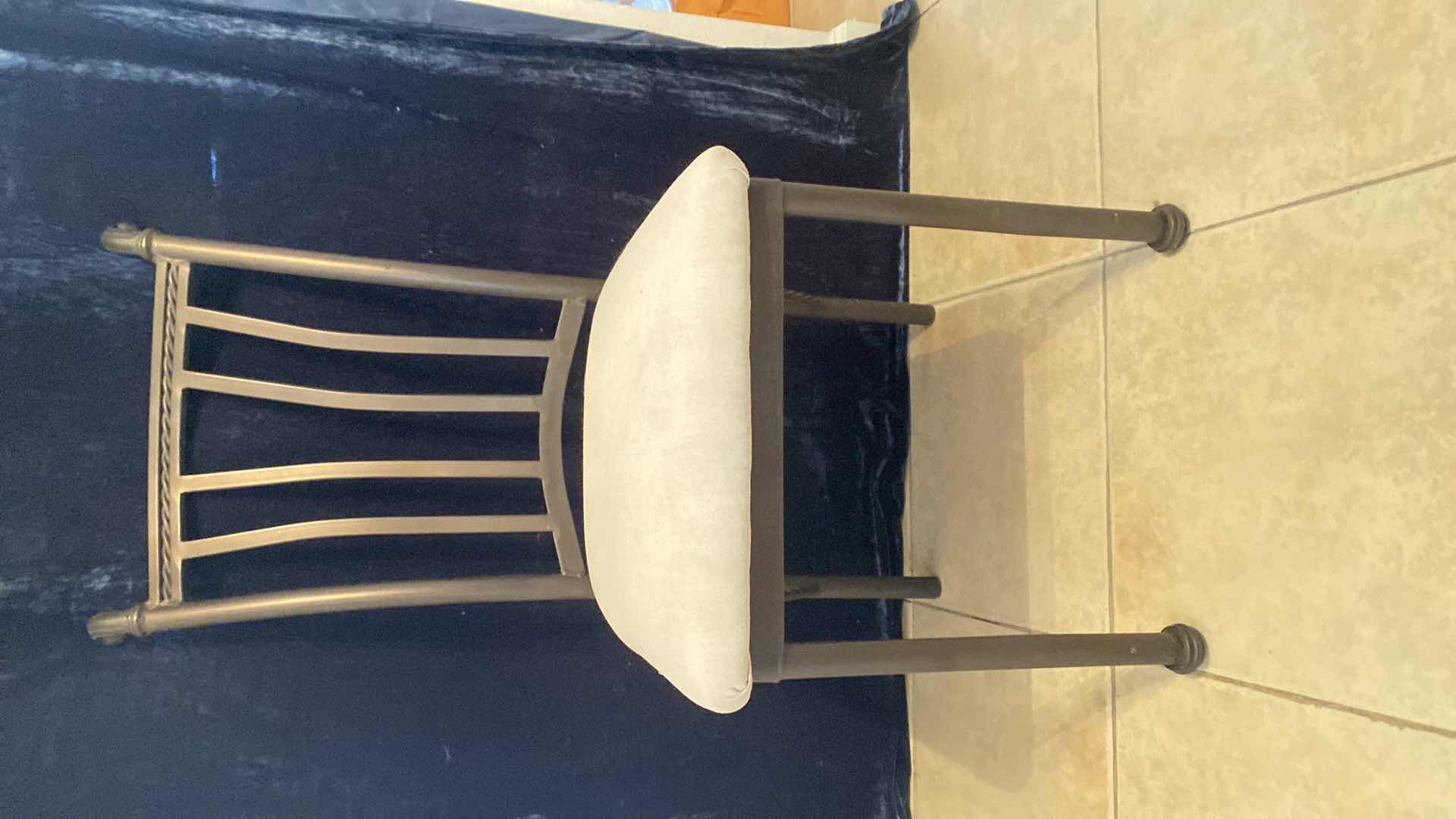 Photo 1 of DINING CHAIR