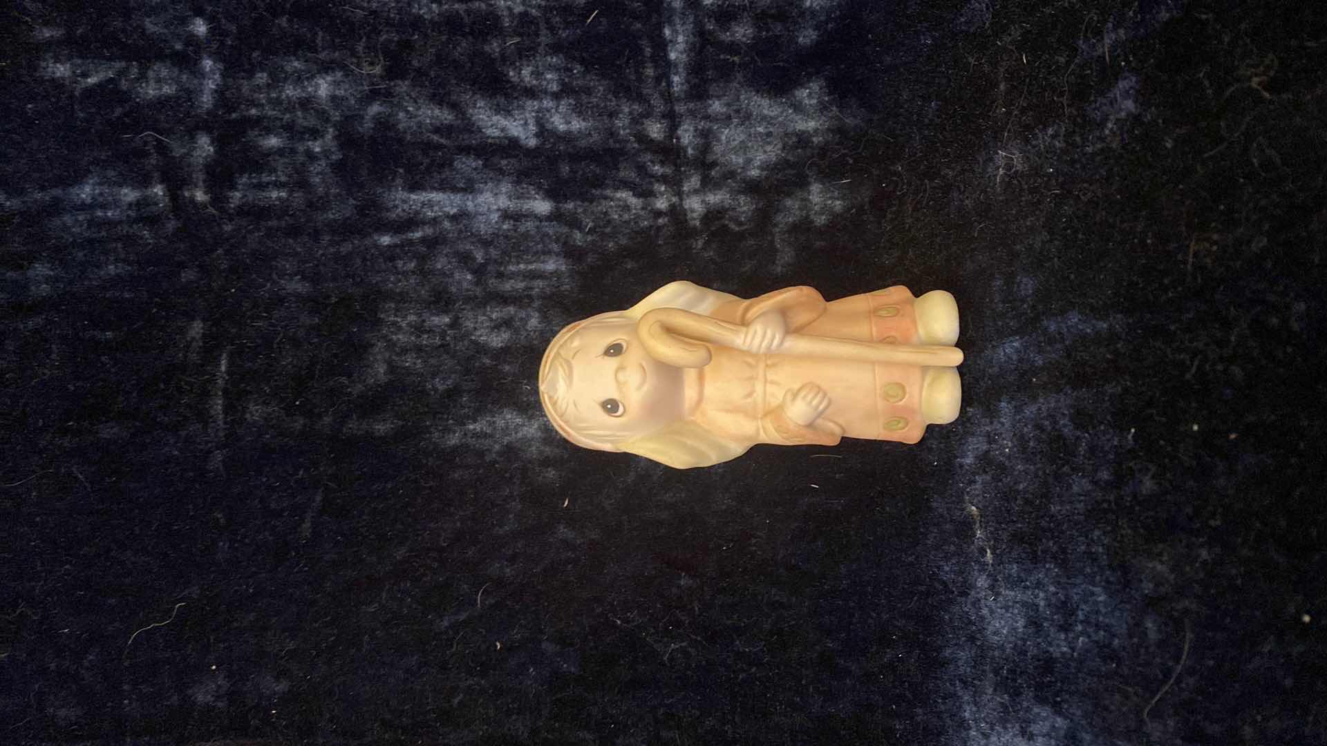 Photo 1 of PRECIOUS MOMENTS”ISN’T LIFE WONDERFUL” 
DECORATION