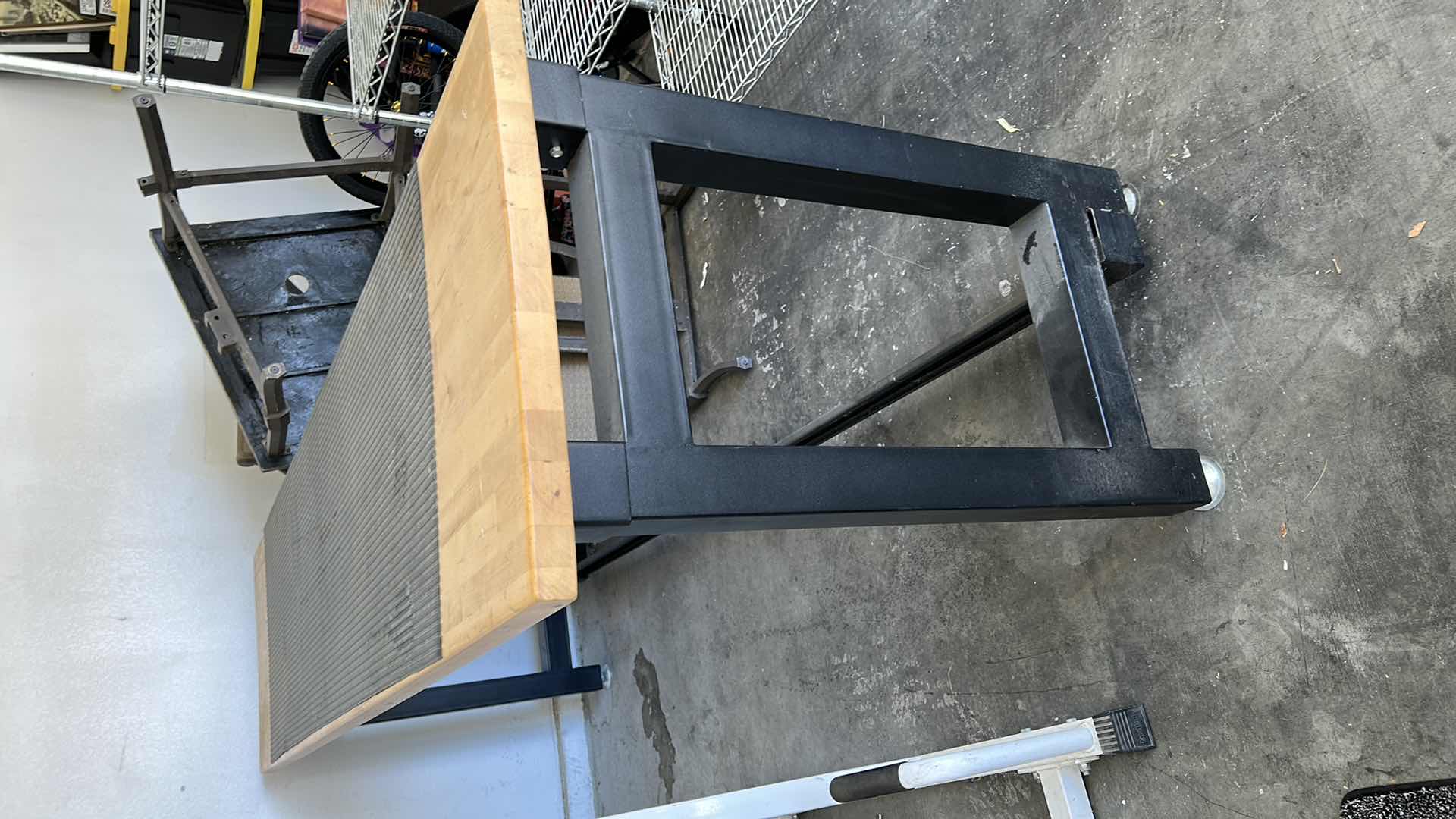 Photo 1 of WORK TABLE - BUYER TO REMOVE AND BRING PROPER VEHICLE AND ASSISTANCE