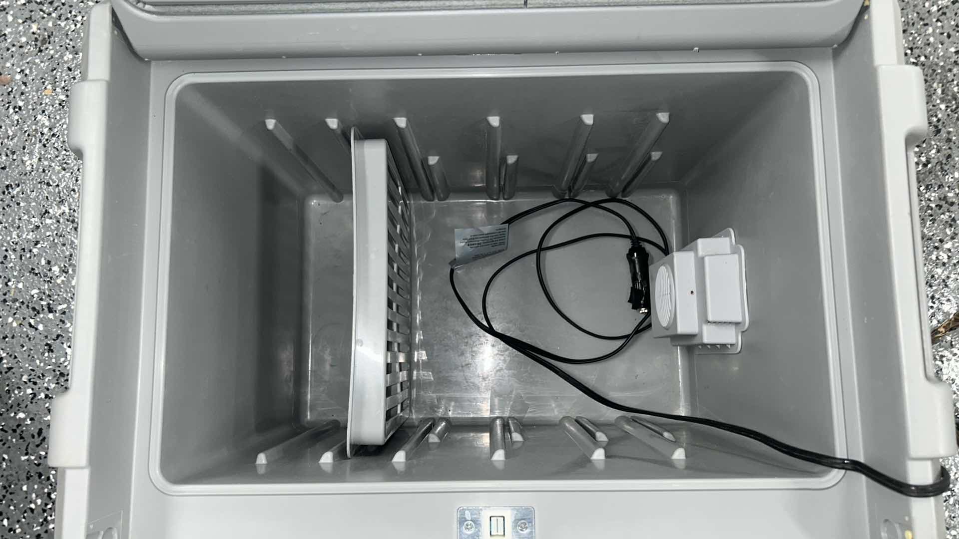 Photo 1 of COLMAN ELECTRIC COOLER