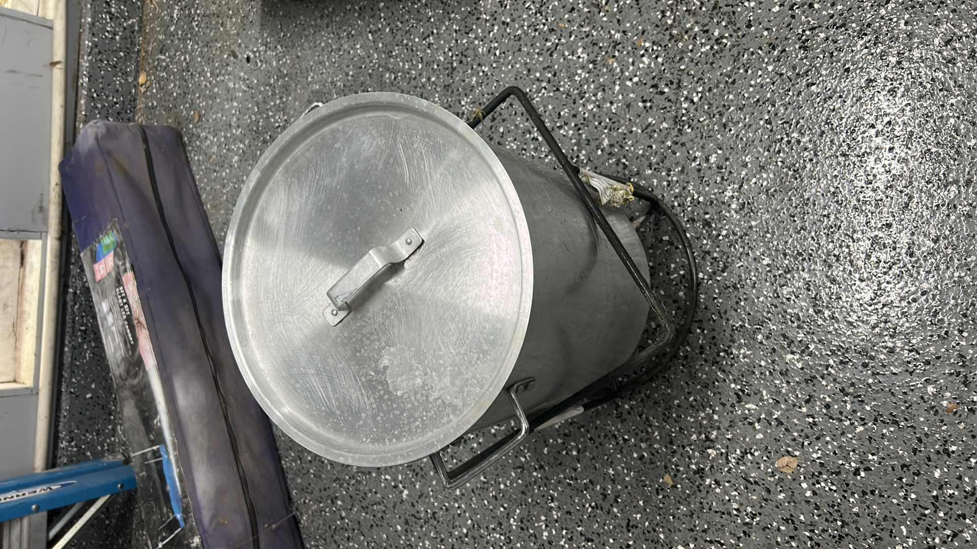 Photo 1 of OUTDOOR COOKER