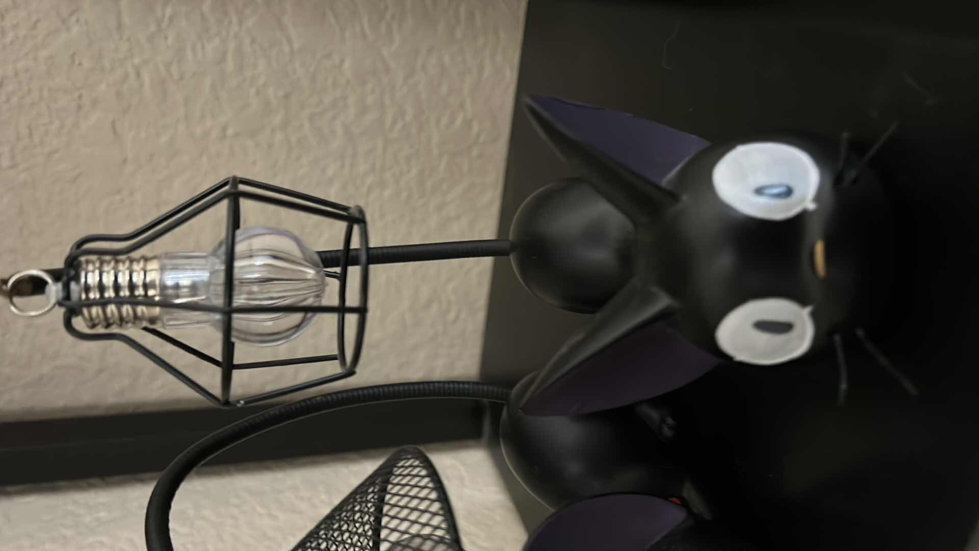 Photo 1 of SMALL CAT LAMP SET