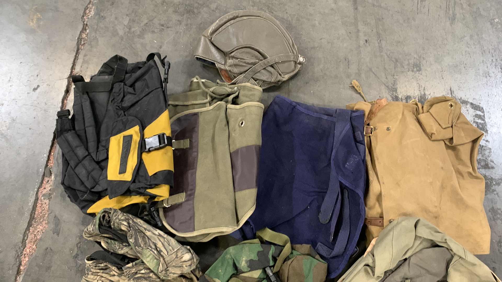 Photo 1 of CANVAS BAGS AND TOTES