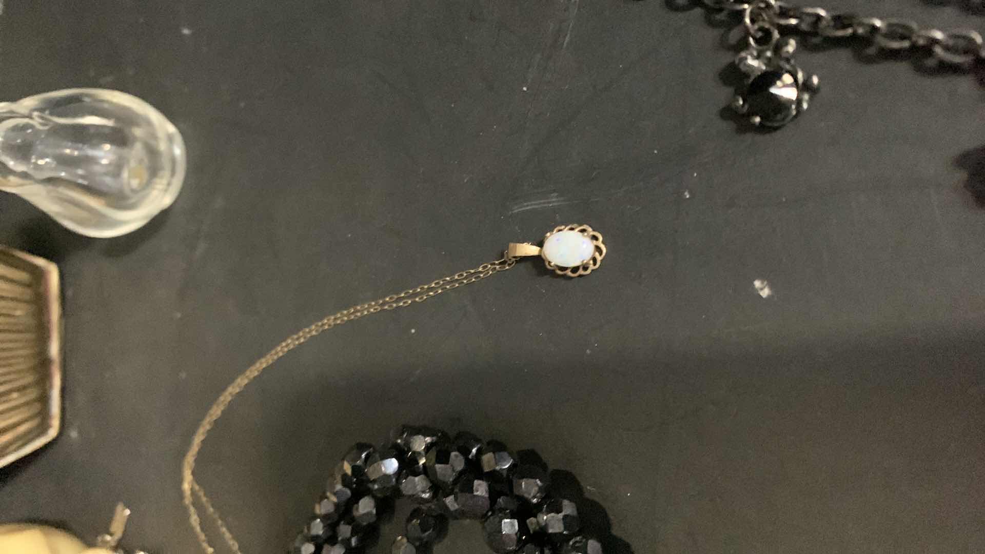 Photo 5 of VINTAGE JEWELRY ASSORTMENT