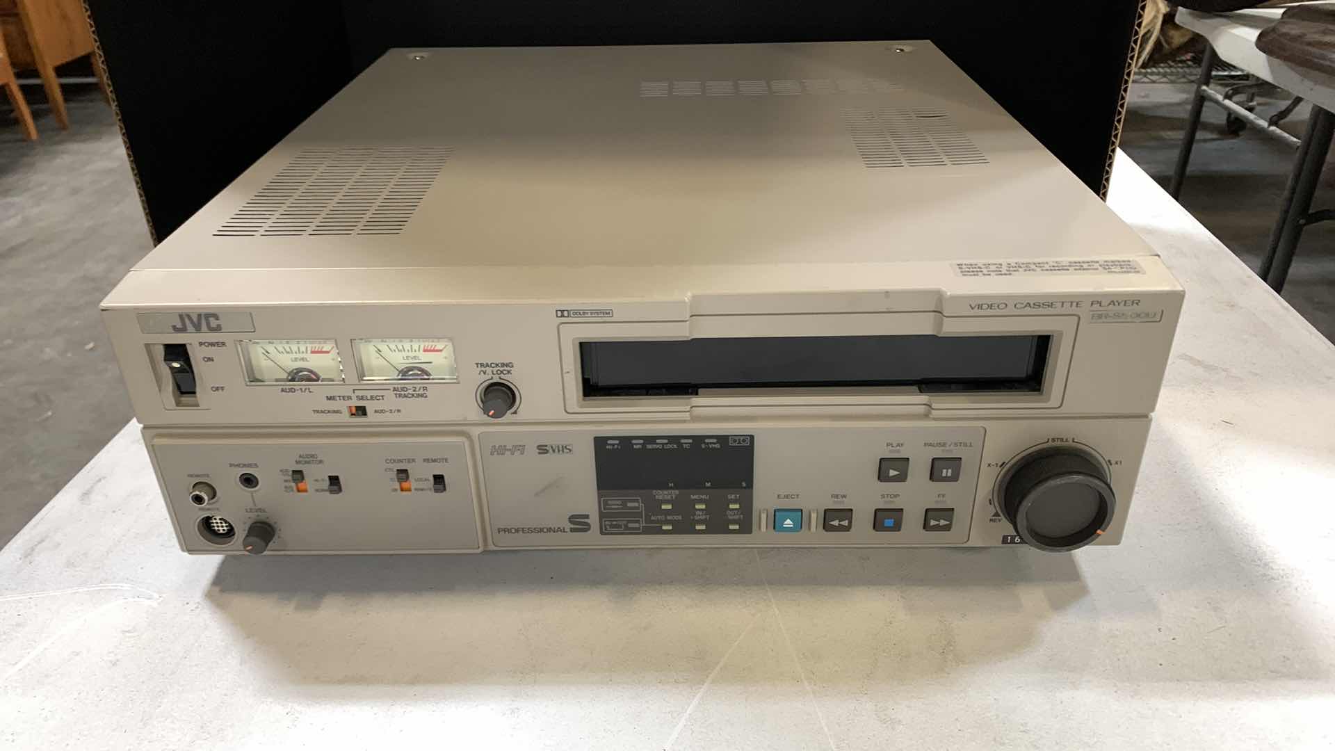 Photo 1 of JVC PROFESSIONAL S HI-FI VHS
