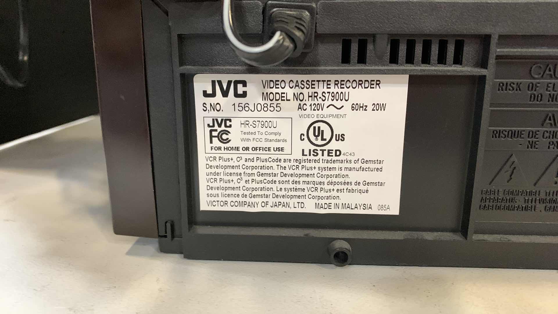 Photo 4 of JVC SUPER VHS ET PLUG & PLAY