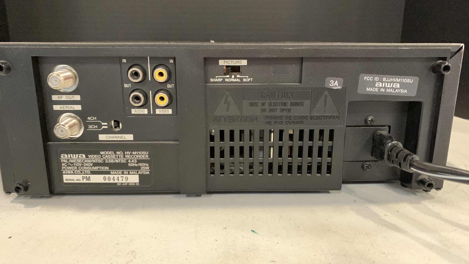 Photo 1 of AIWA MULTI SYSTEM CONVERTER