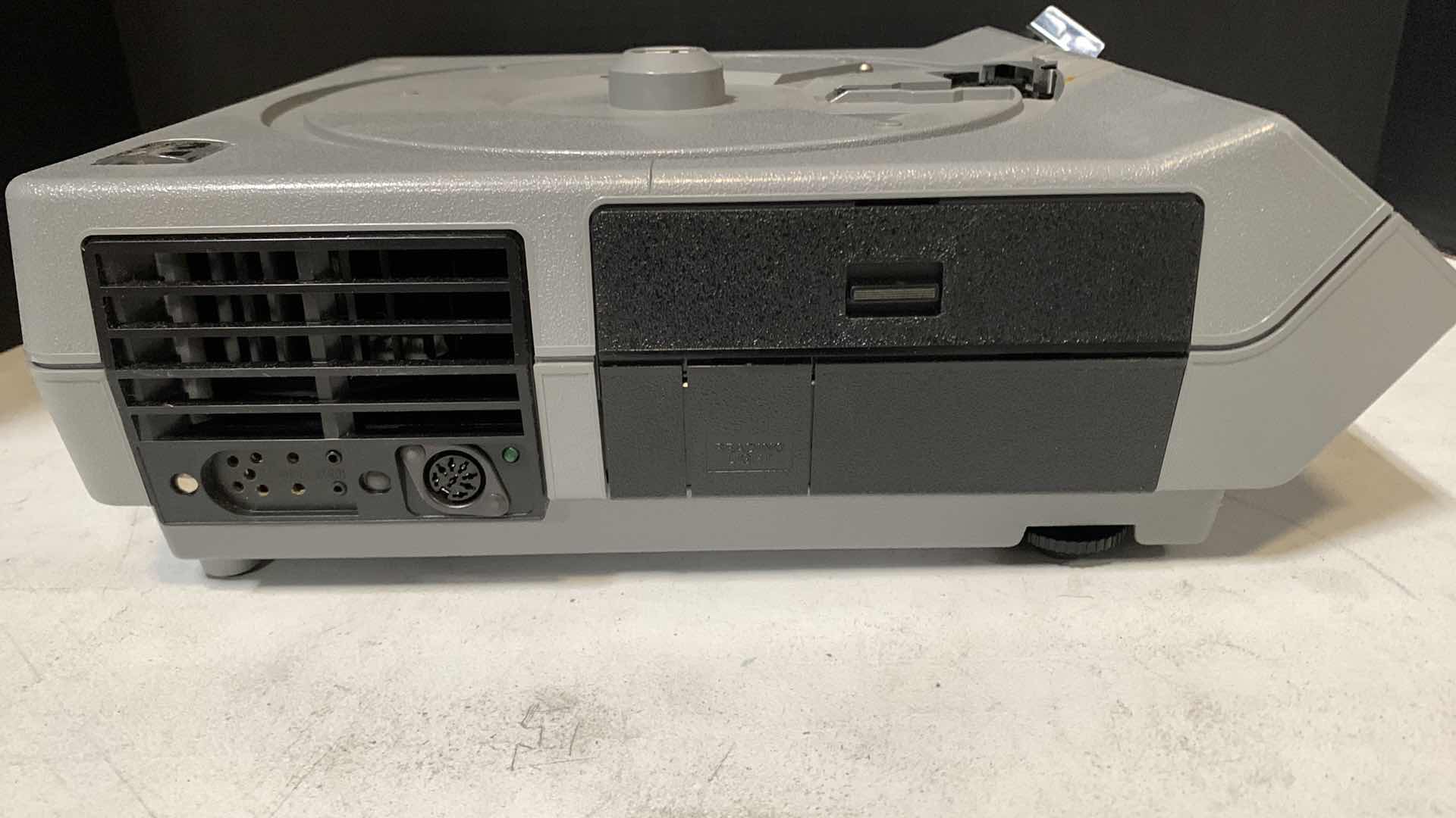 Photo 1 of KODAK EKTAGTAPHIC III SLIDE PROJECTOR