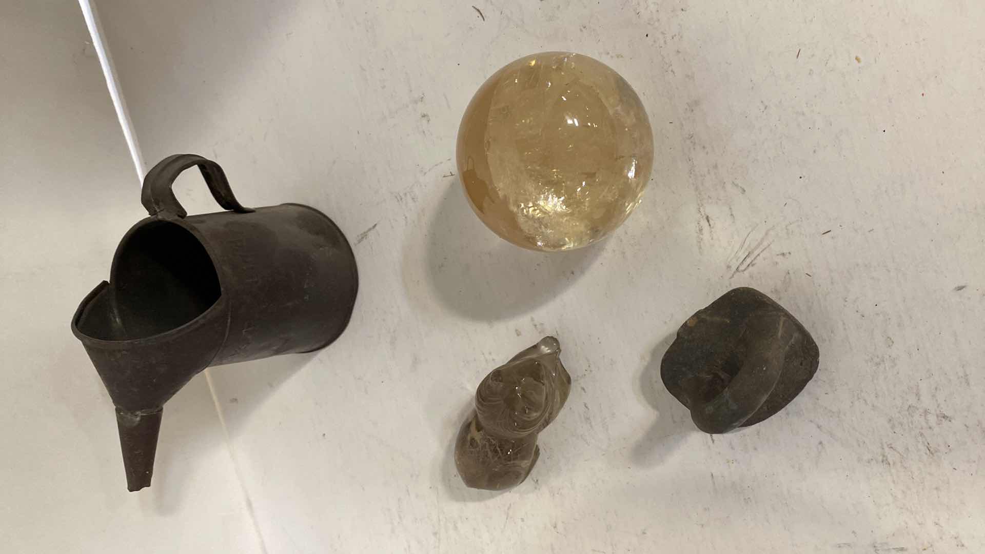 Photo 1 of ASSORTMENT OF VINTAGE ITEMS